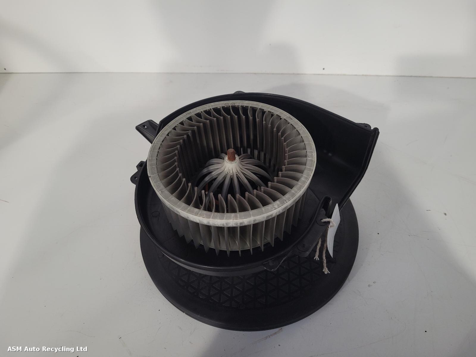 View Auto part Heater Motor/Assembly Audi A1 2015