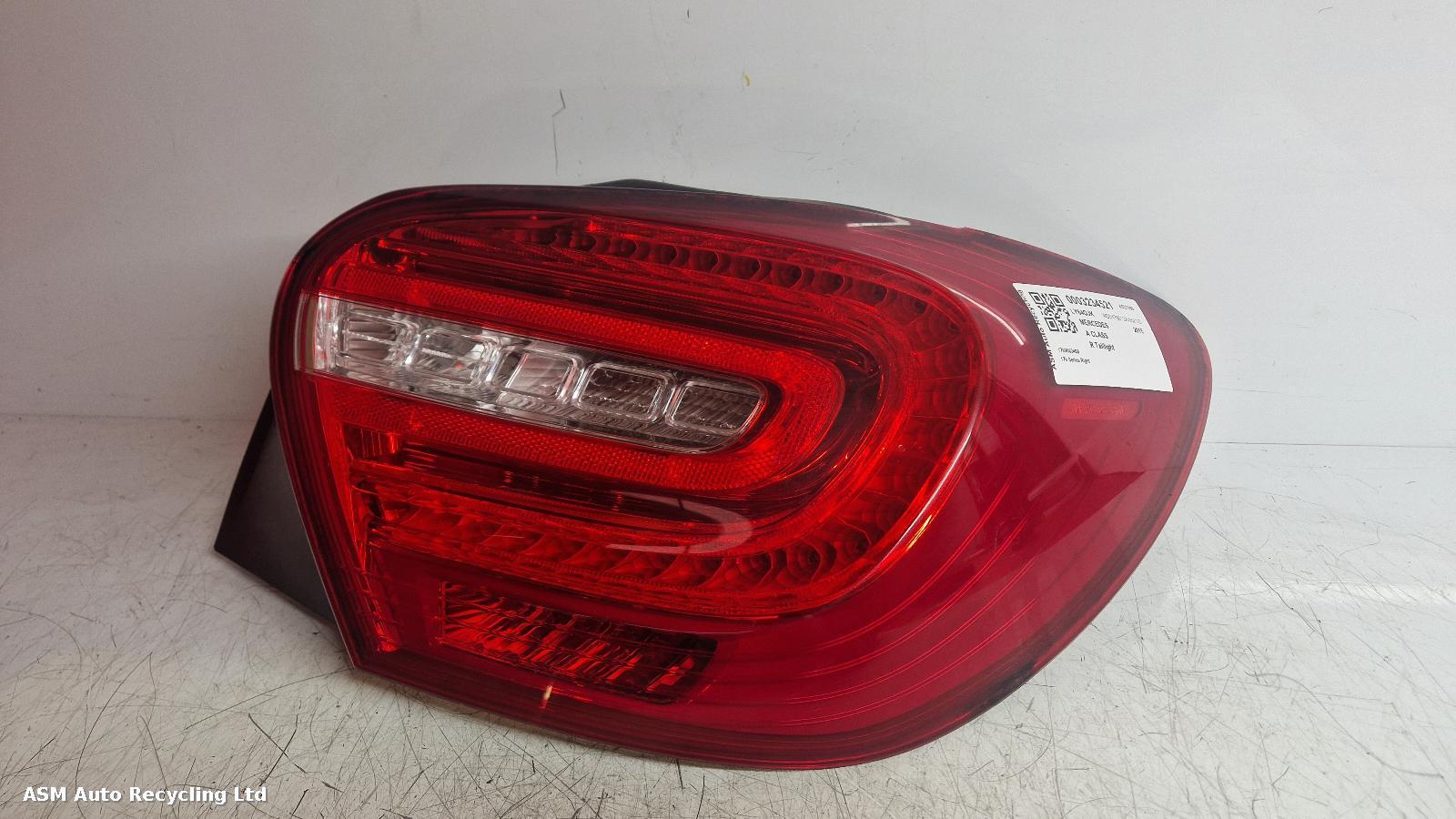 View Auto part R Taillight Mercedes A Class 2015