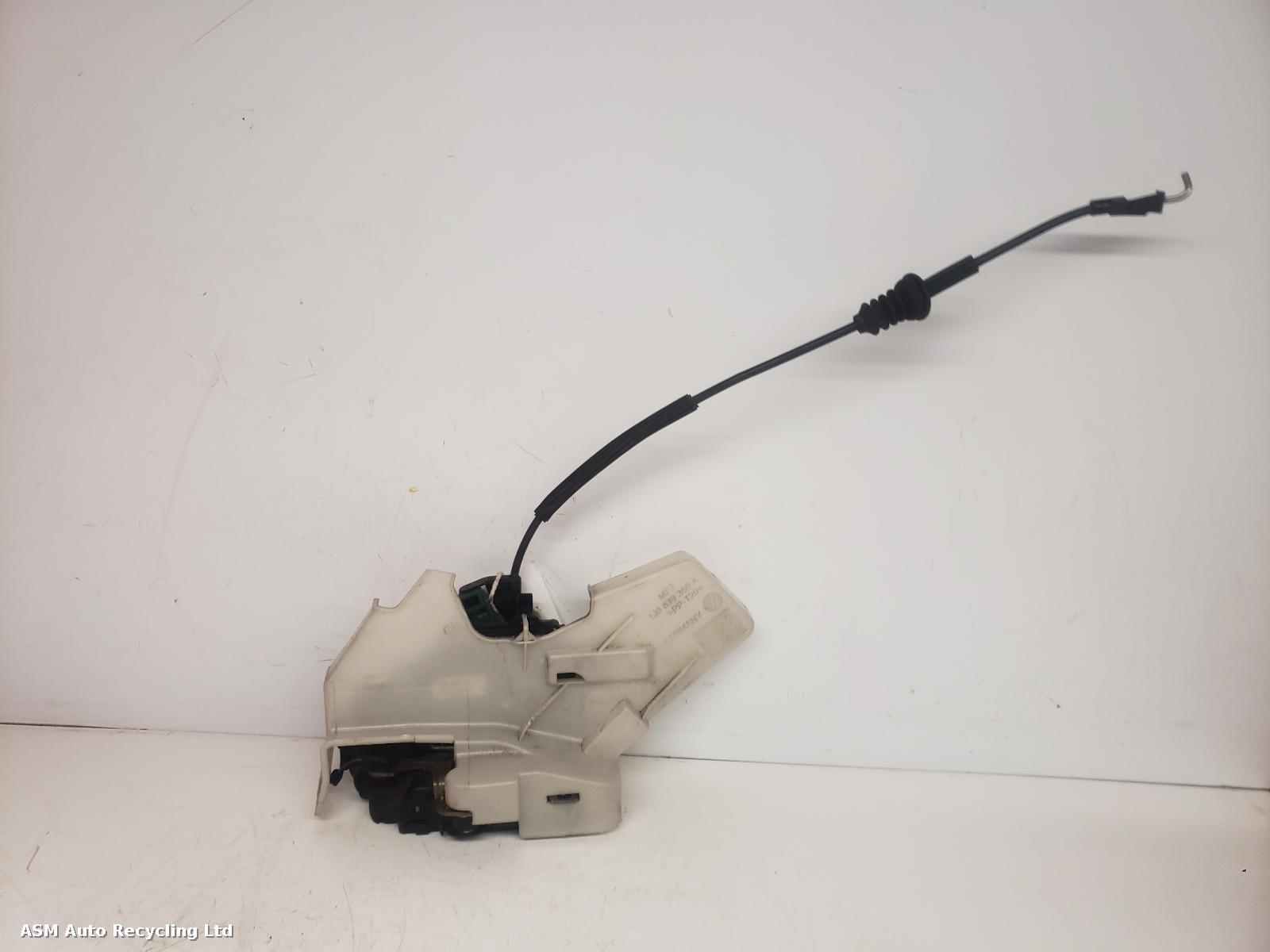View Auto part Door Lock Assembly Volkswagen Golf 2003