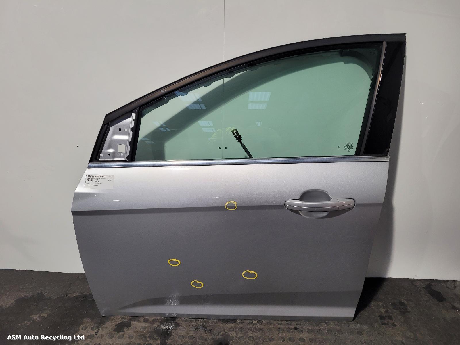 View Auto part L Front Door Ford Focus 2012