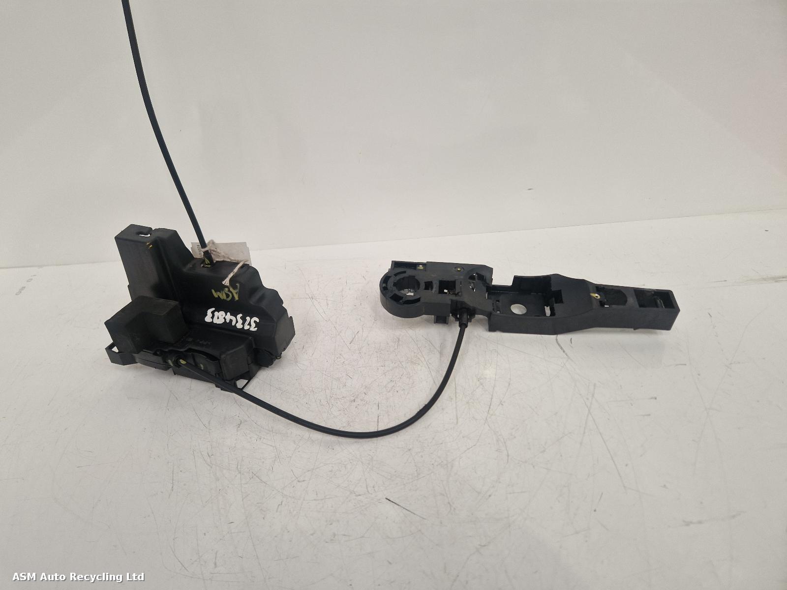 View Auto part Door Lock Assembly Renault Clio 2012