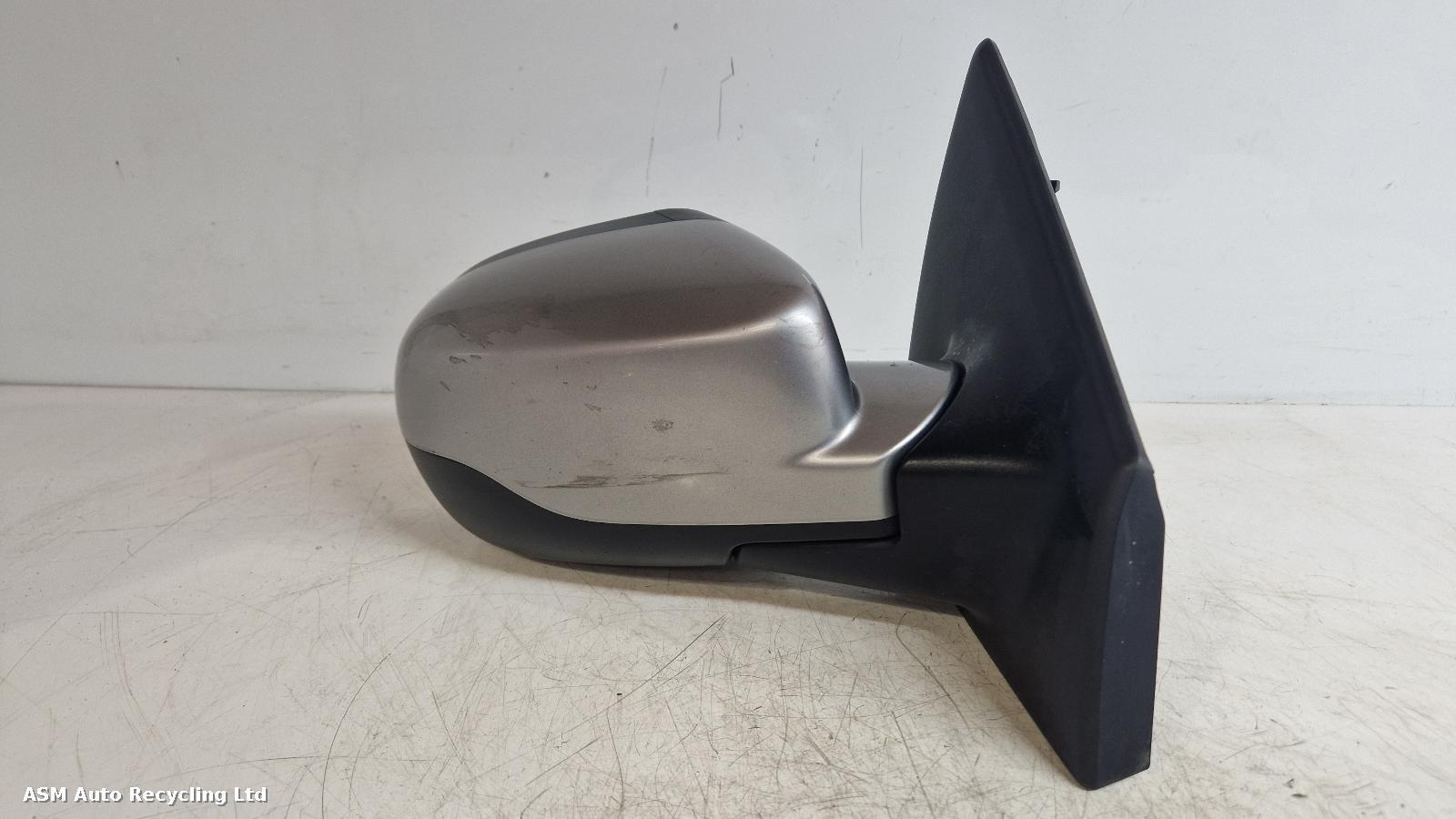 View Auto part R Door Mirror Renault Clio 2012