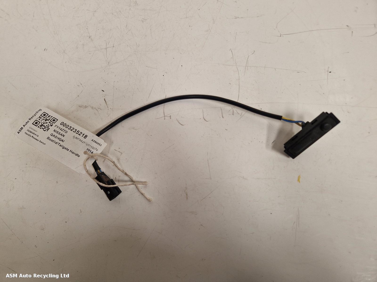 View Auto part Tailgate Handle Nissan Qashqai 2014