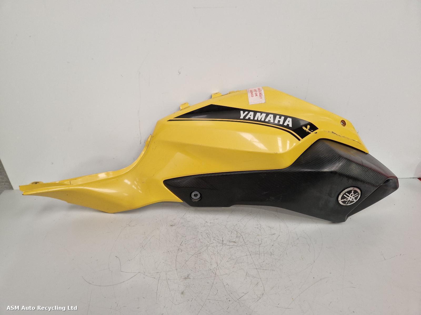 View Auto part FRONT AIR GUIDE Yamaha Mt-07  2014