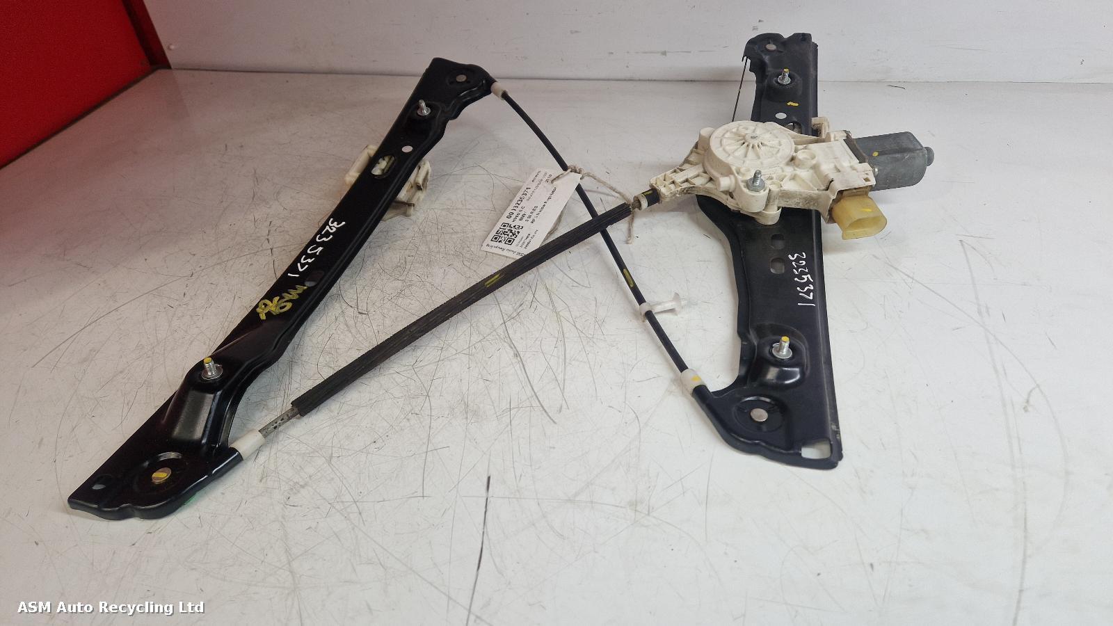View Auto part RF Window Regulator Bmw 3 Series 2010