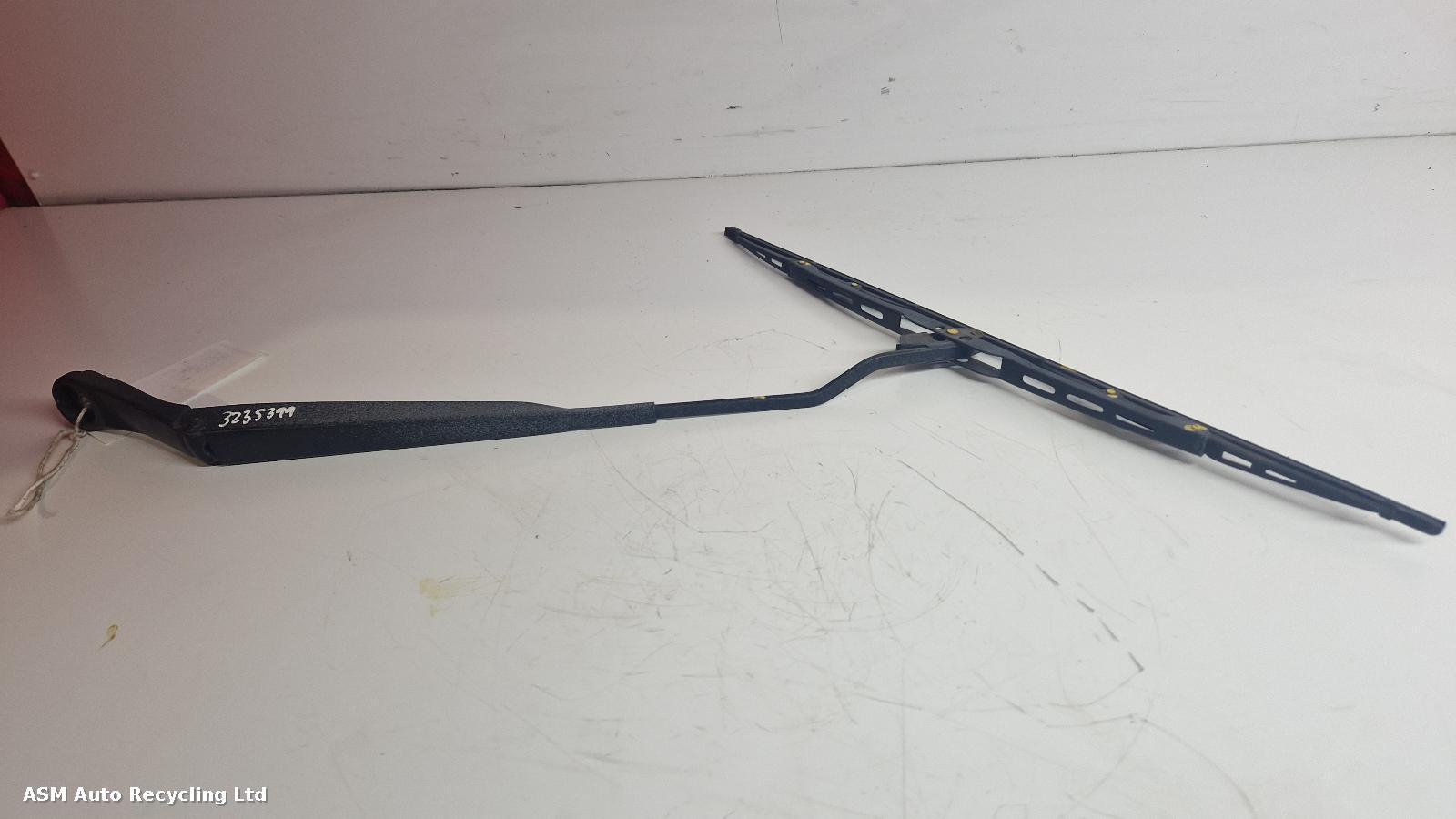 View Auto part Wiper Arm Nissan Micra 2009