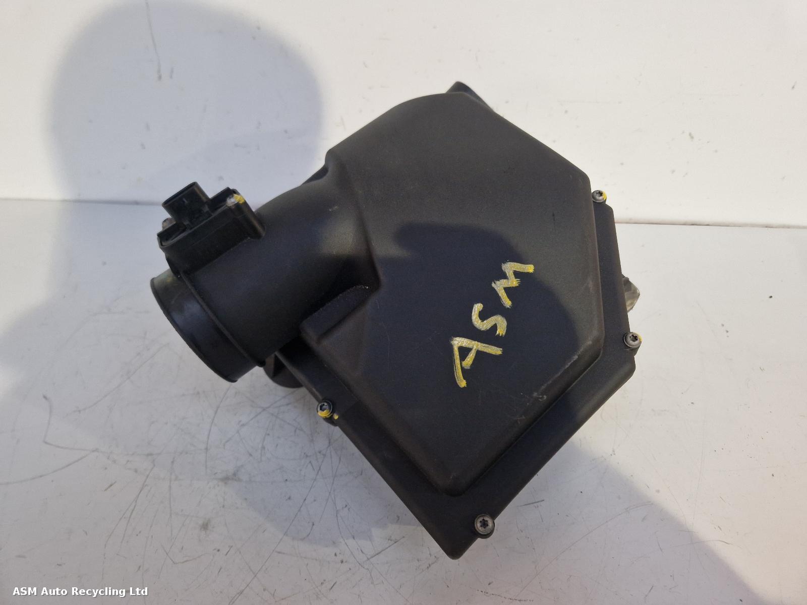 View Auto part Air Cleaner/Box Bmw 3 Series 2015