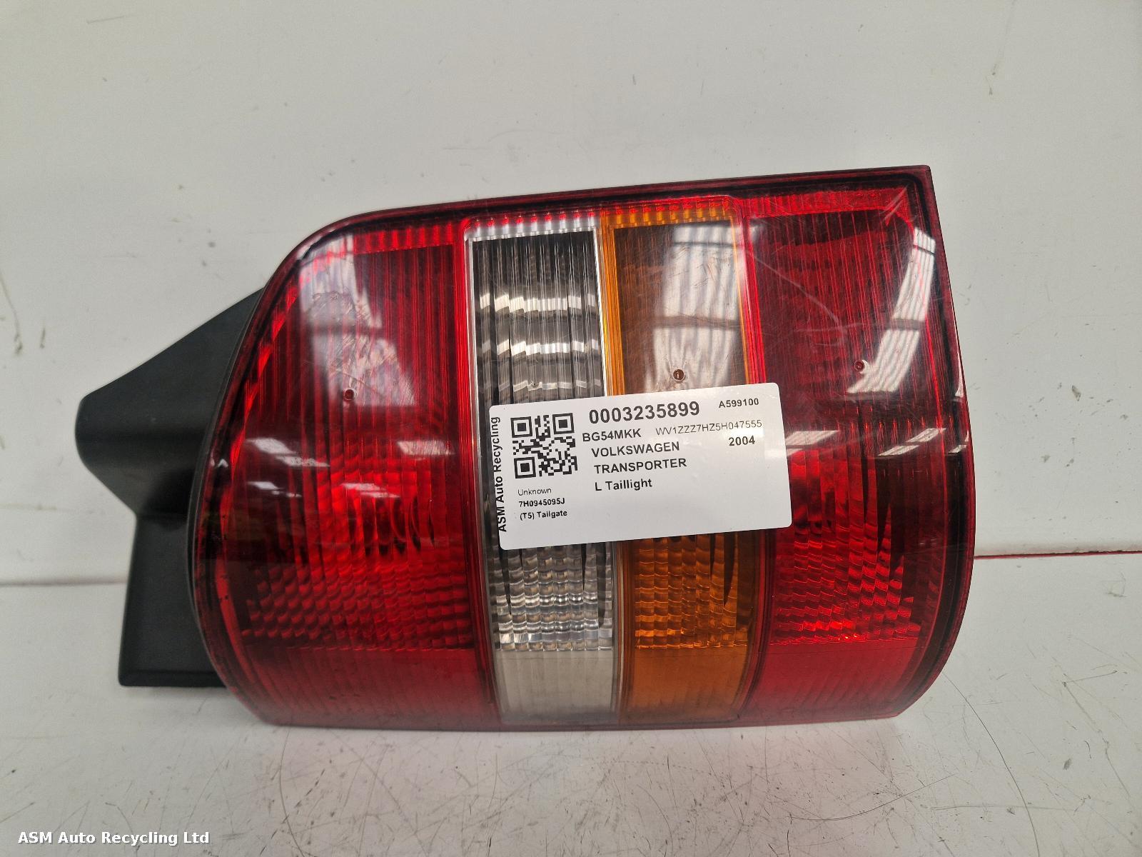 View Auto part L Taillight Volkswagen Transporter 2004