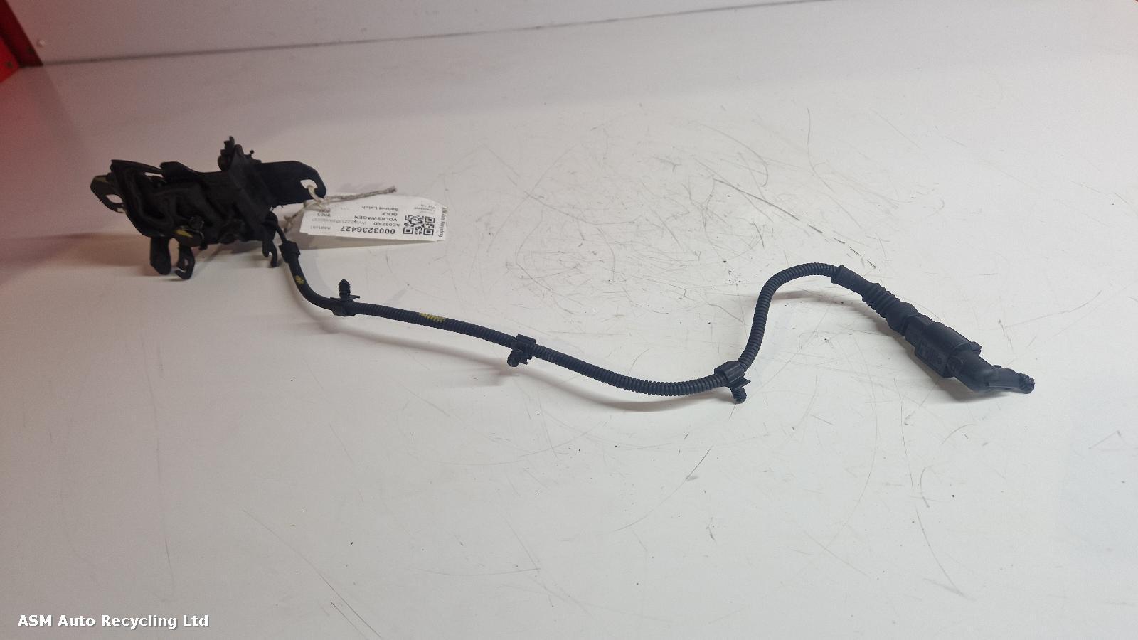 View Auto part Bonnet Latch Volkswagen Golf 2003