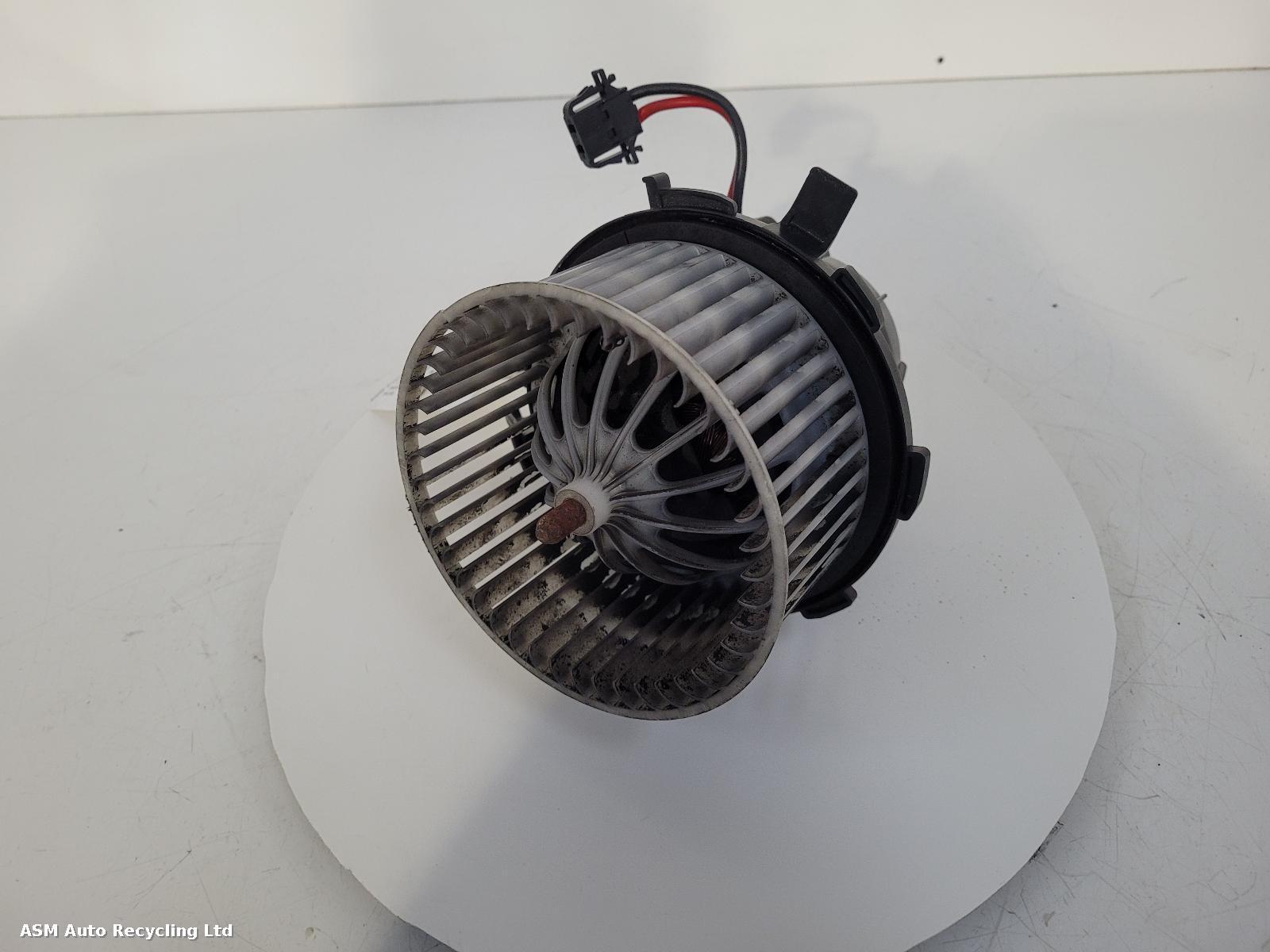 View Auto part Heater Motor/Assembly Audi A4 2010
