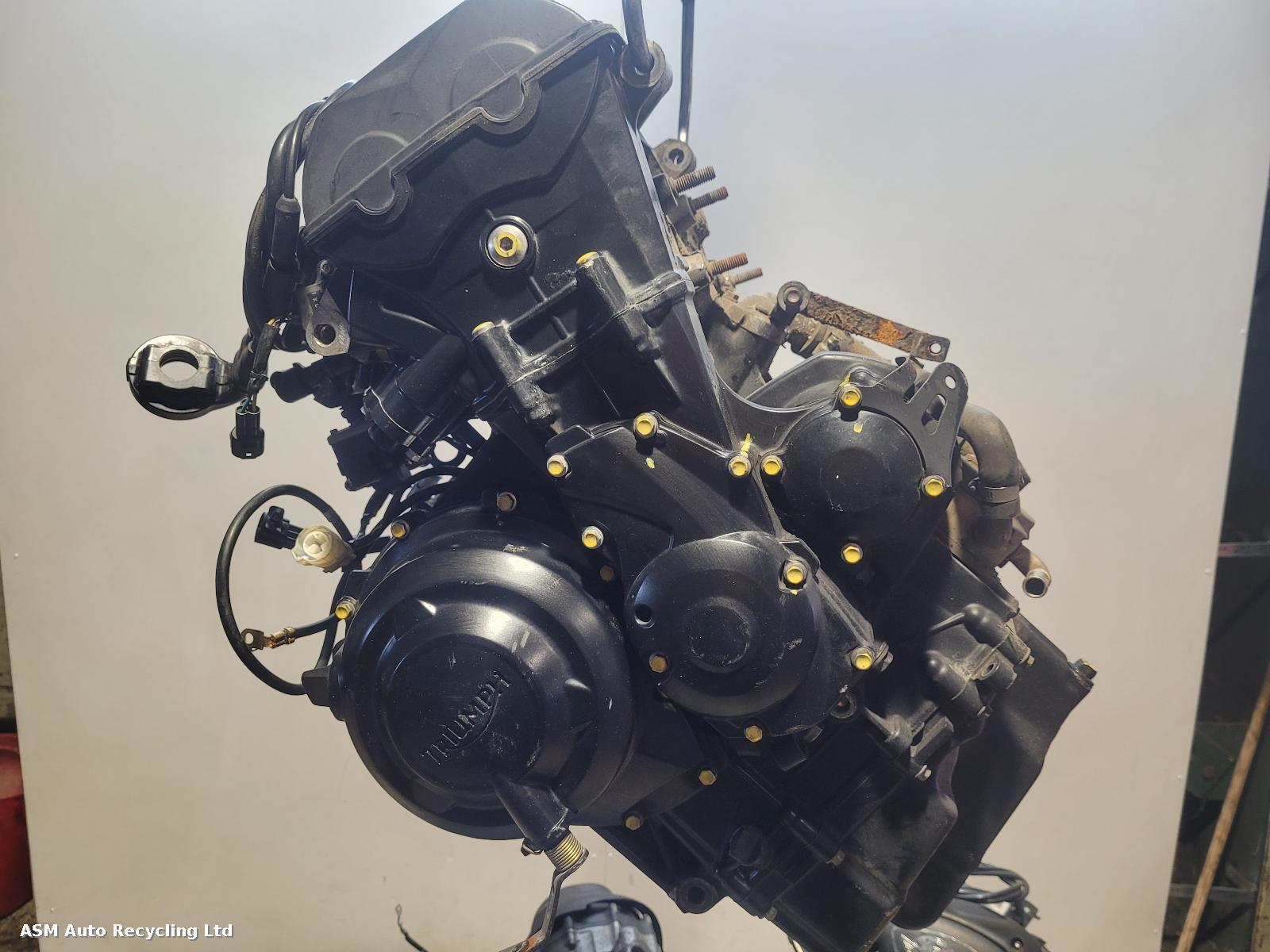 View Auto part Engine Triumph Street Triple R 2012