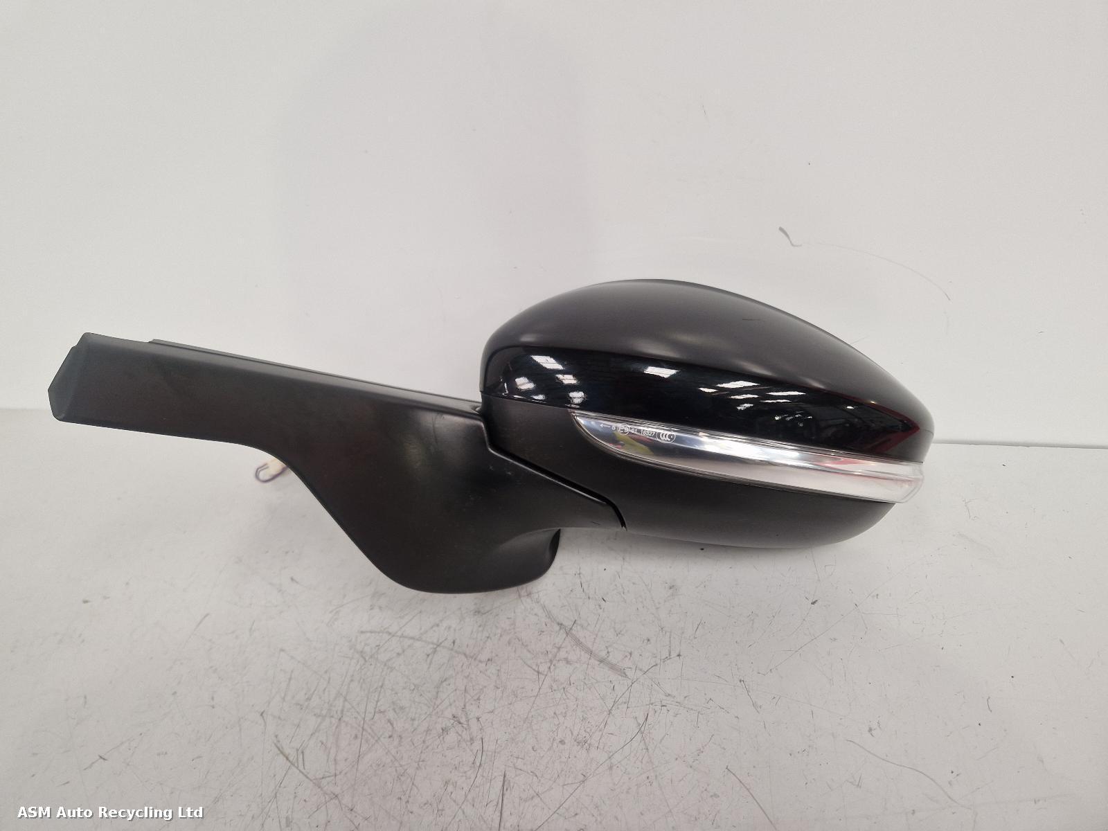 View Auto part L Door Mirror Citroen C3 2023