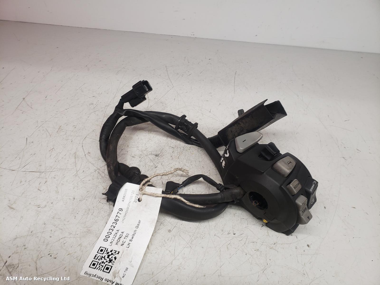 View Auto part LH Switch Gear Honda Nc 750xd 2023