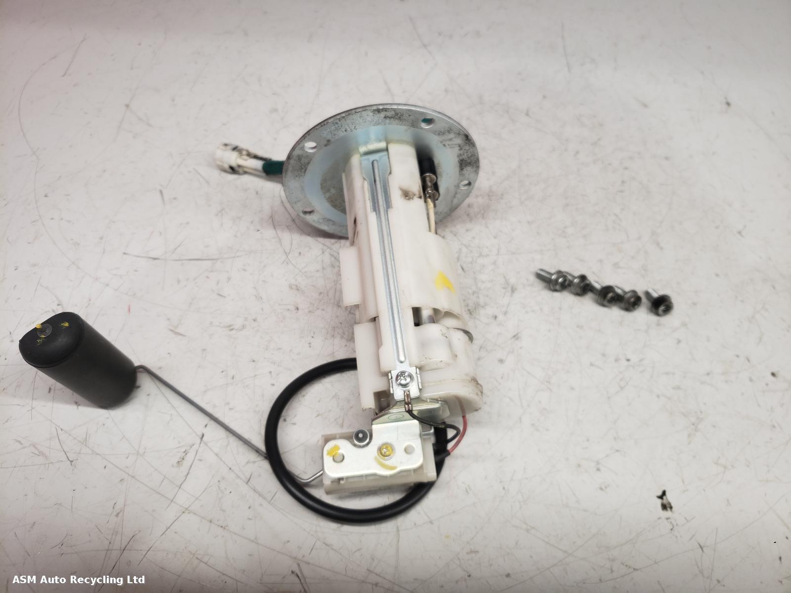 View Auto part Fuel Pump Suzuki Sfv 650 2011