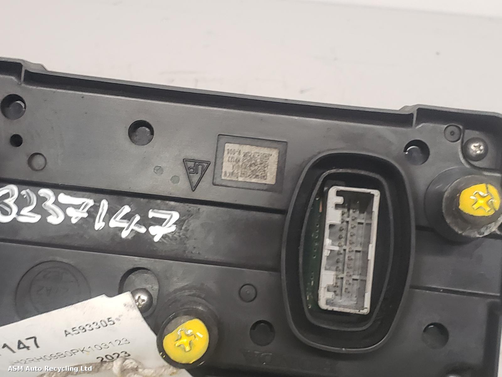View Auto part Speedometer Honda Nc 750xd 2023