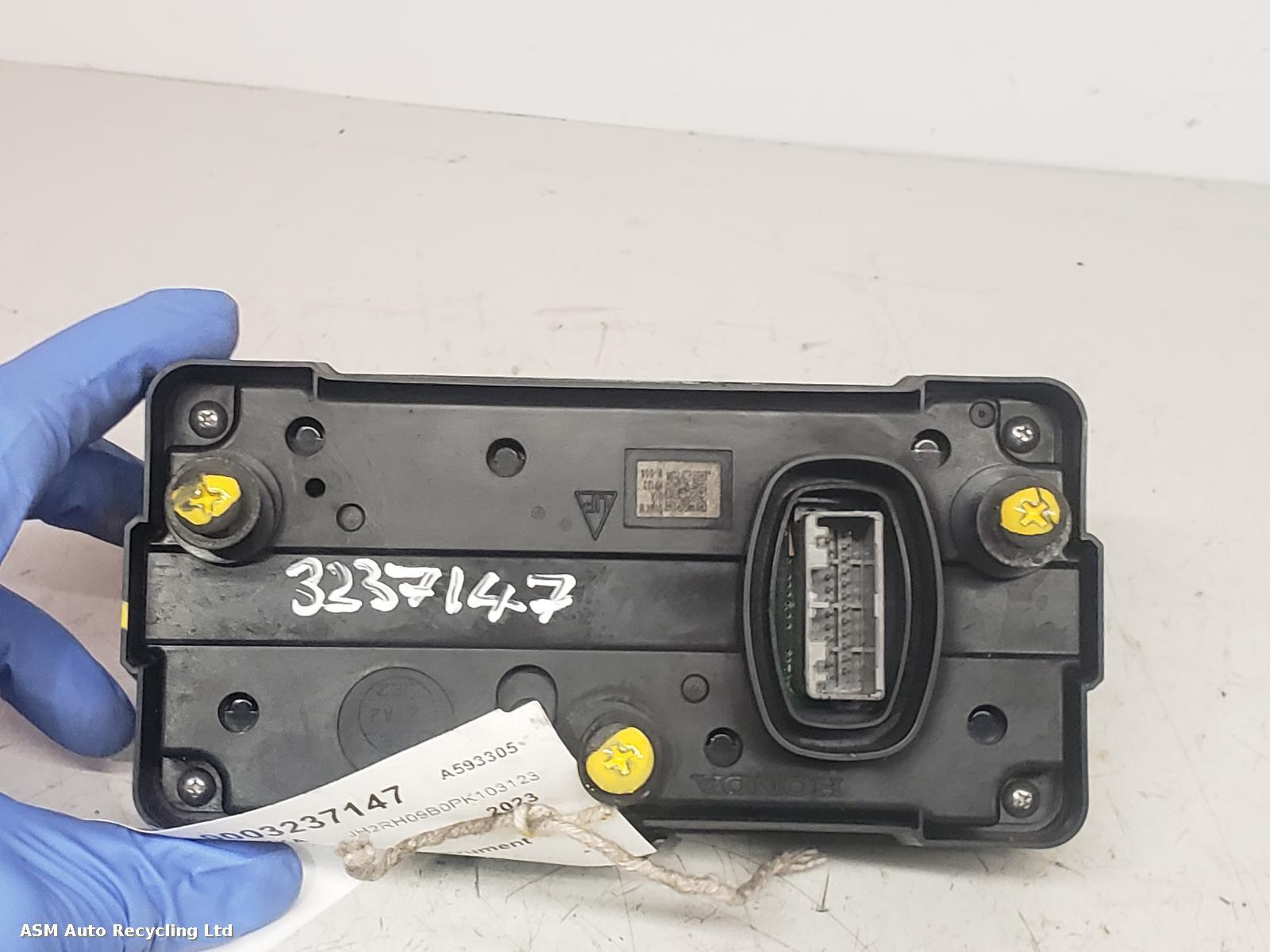View Auto part Speedometer Honda Nc 750xd 2023