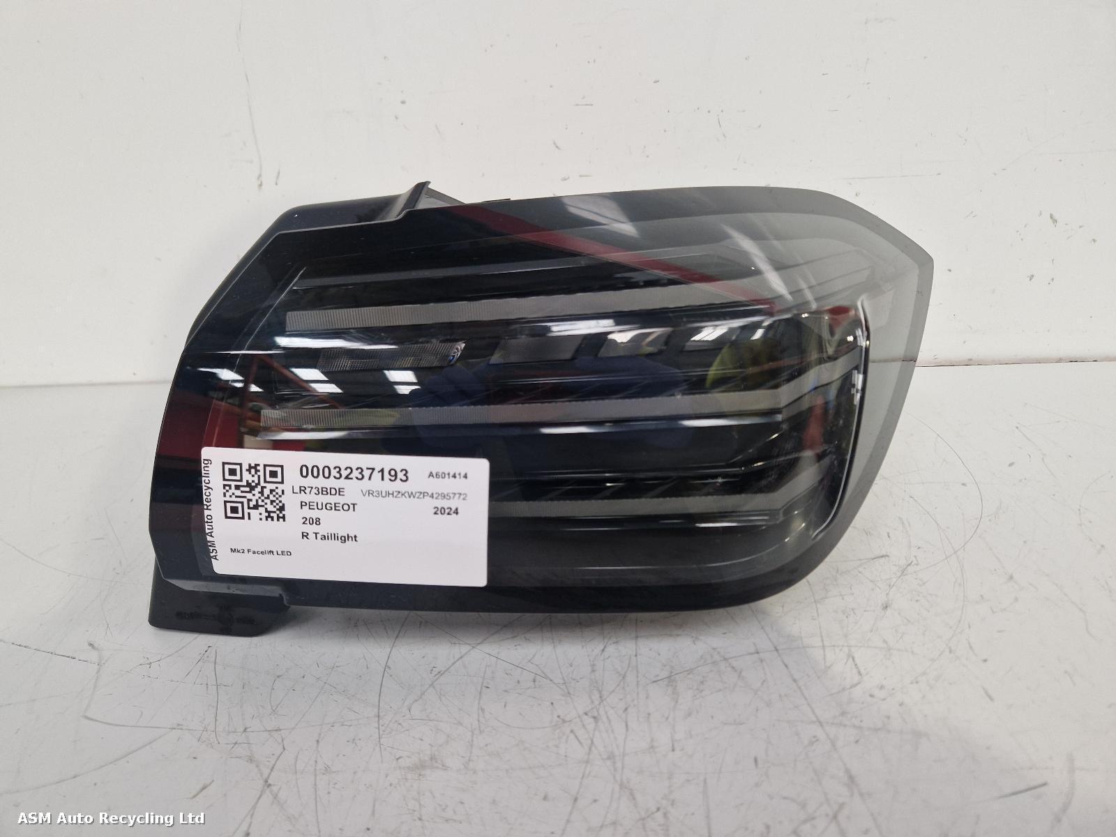 View Auto part R Taillight Peugeot 208 2024