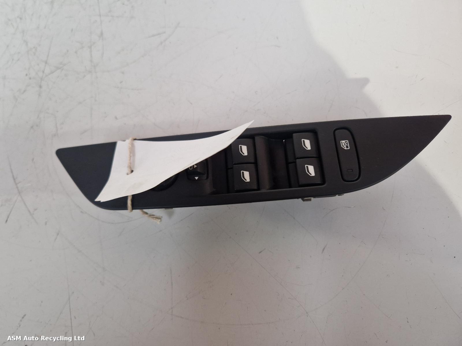 View Auto part Elect. Window Switch Peugeot 208 2024