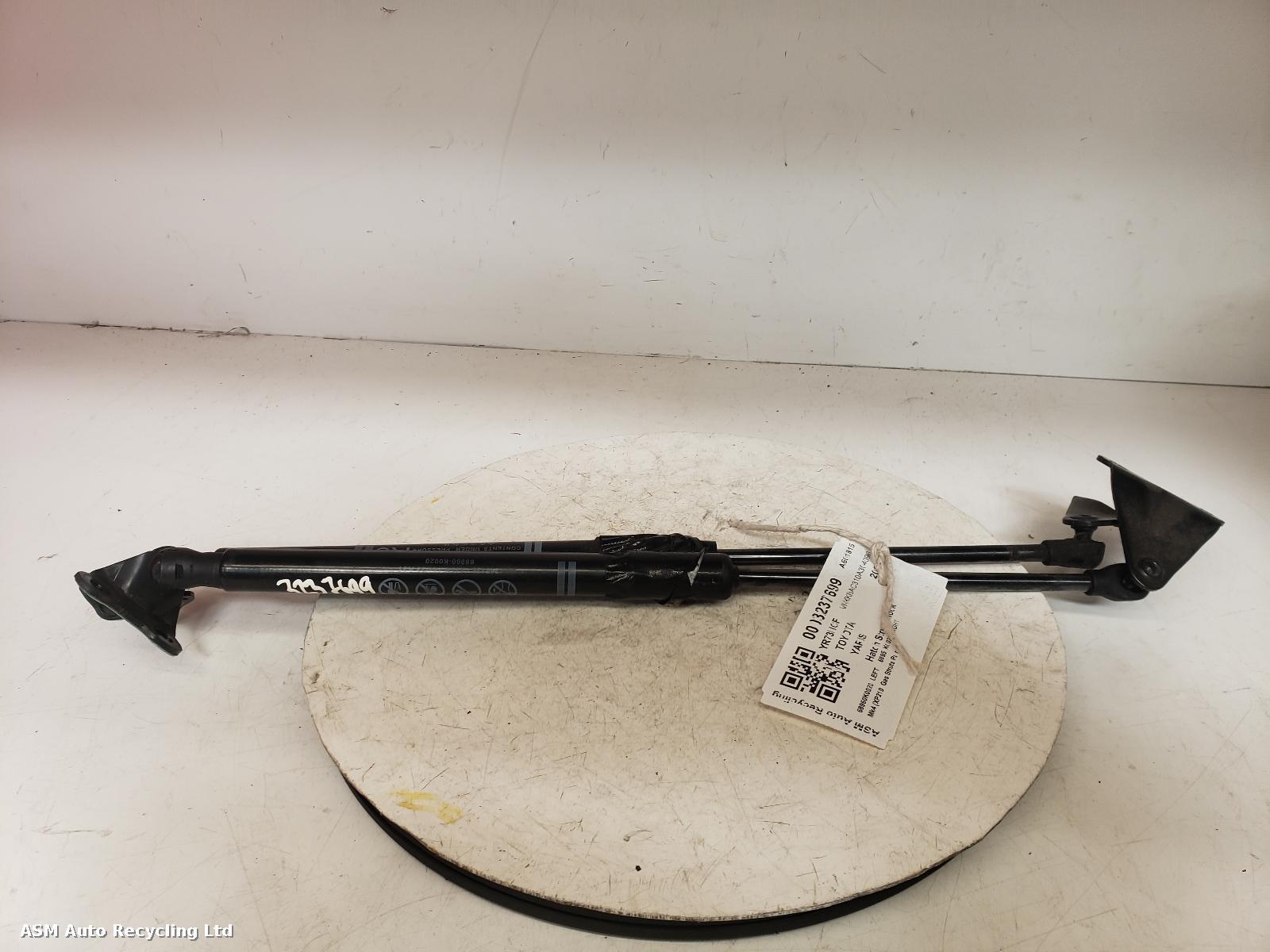 View Auto part Hatch Strut/Shock Toyota Yaris 2023