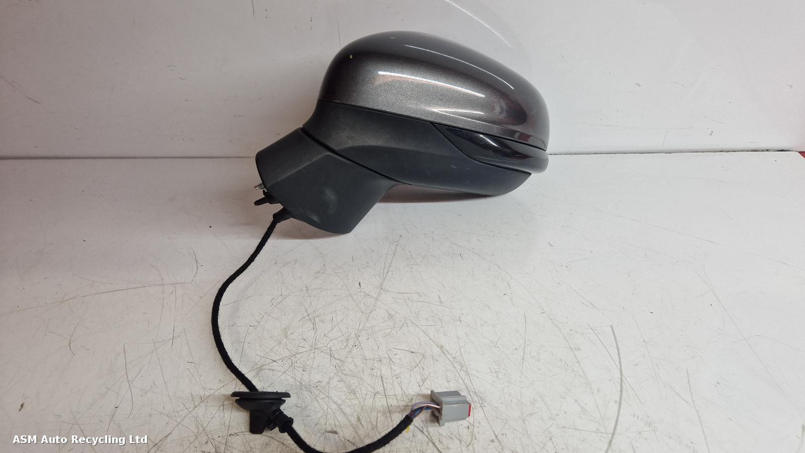View Auto part L Door Mirror Ford Fiesta 2018