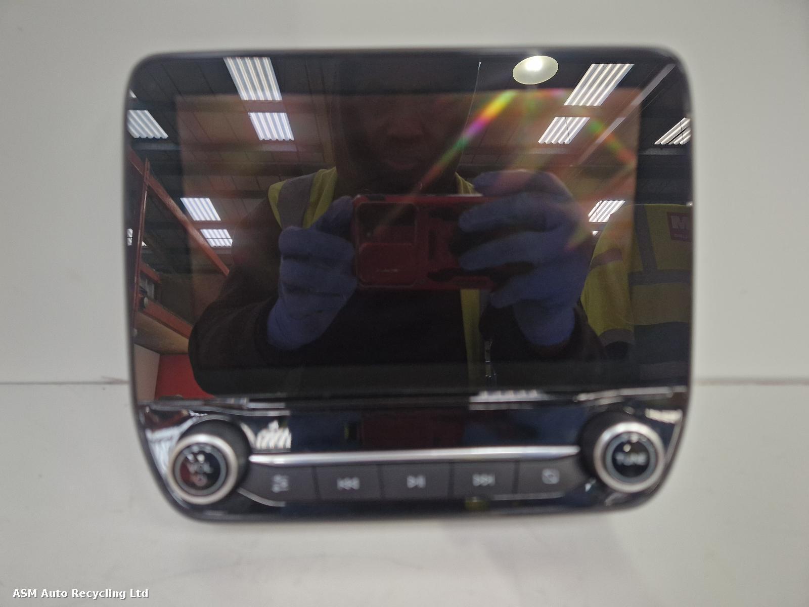 View Auto part Radio Display Ford Fiesta 2018