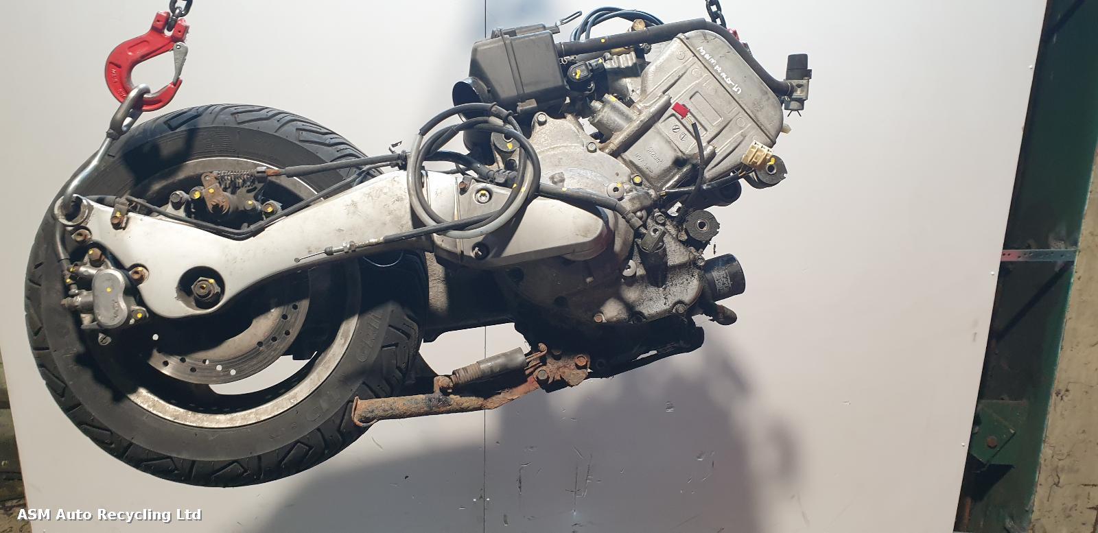 View Auto part Engine Honda Fjs 600 2004