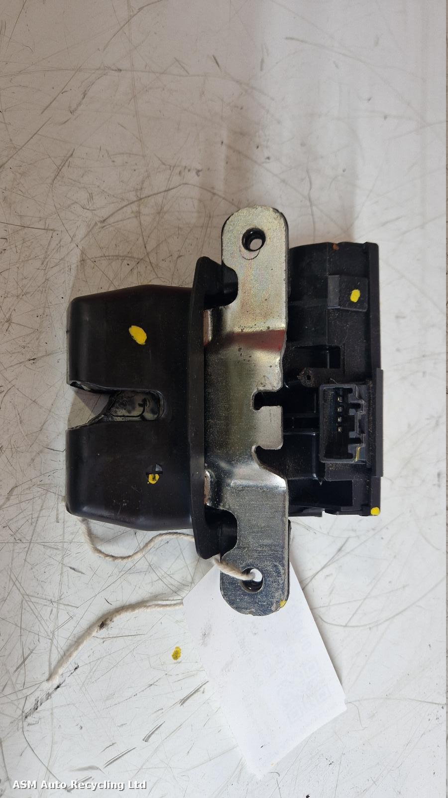 View Auto part Bootlid/Tailgate Lock Ford Fiesta 2011