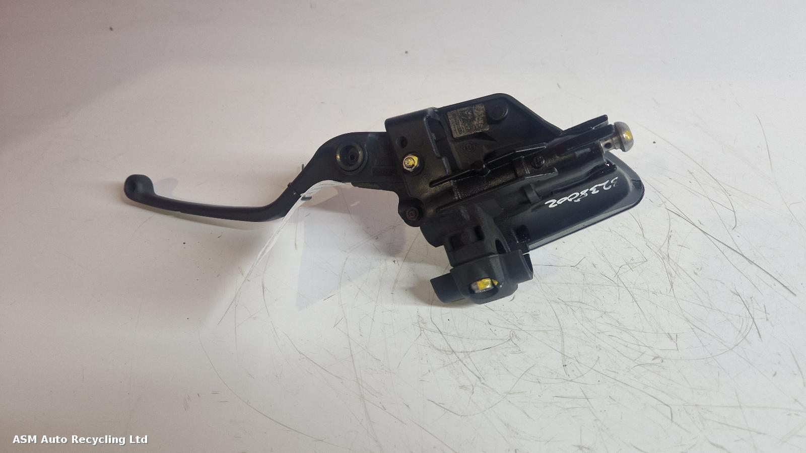 View Auto part Master Cylinder Bmw R1200 Rs 2018