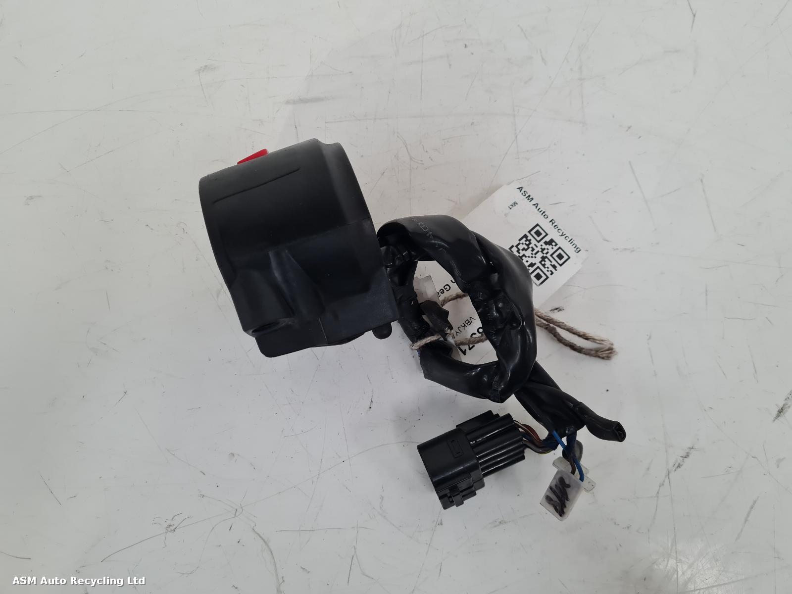 View Auto part RH Switch Gear Ktm Rc 125 2024