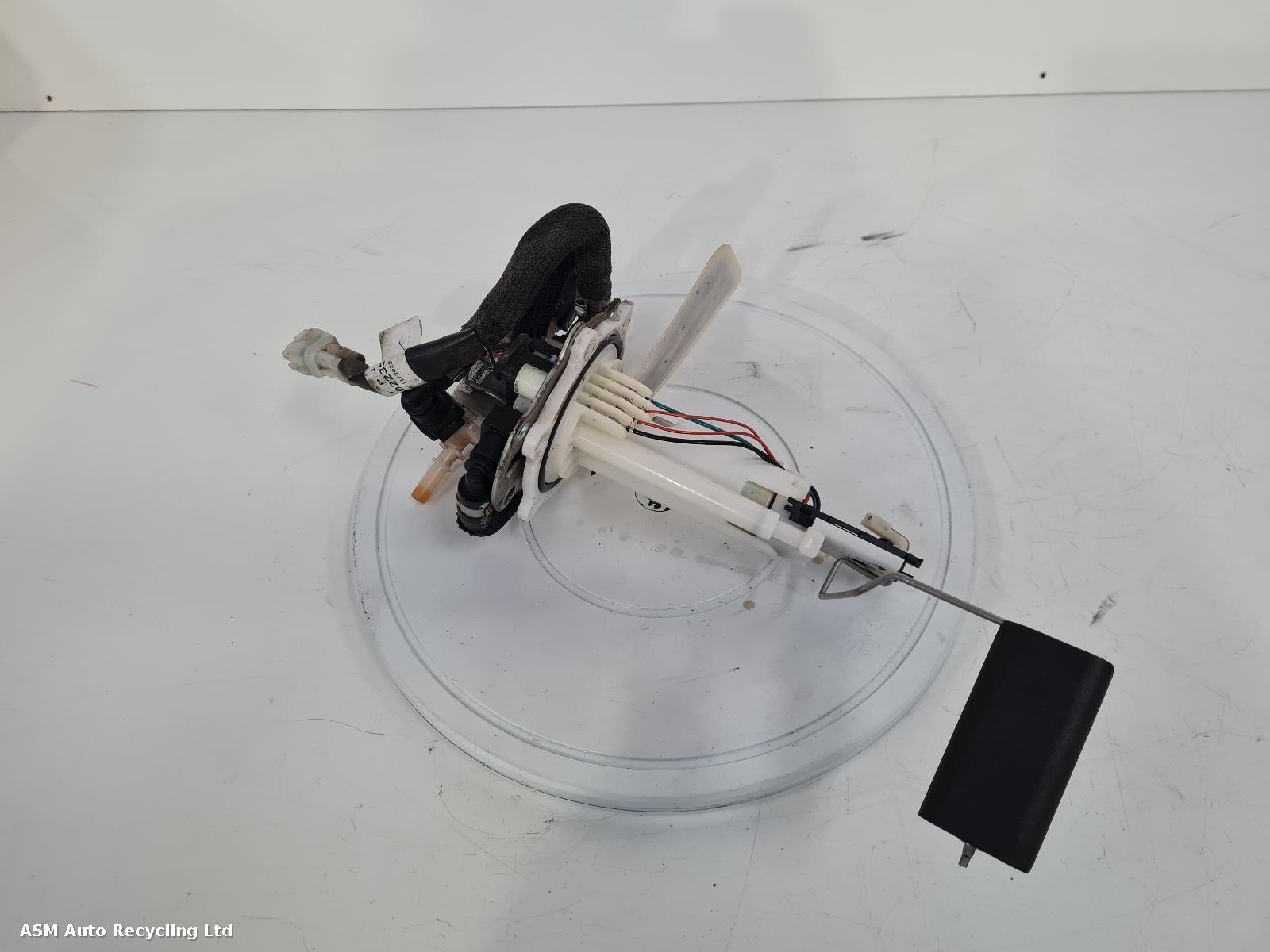 View Auto part Fuel Pump Ktm Rc 125 2024