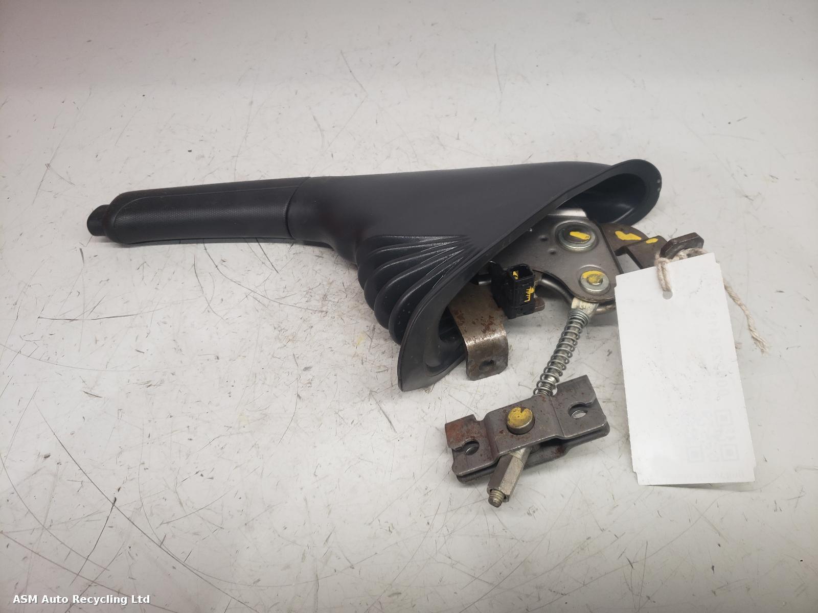 View Auto part Handbrake Lever/Button/Assembly Fiat 500 2009