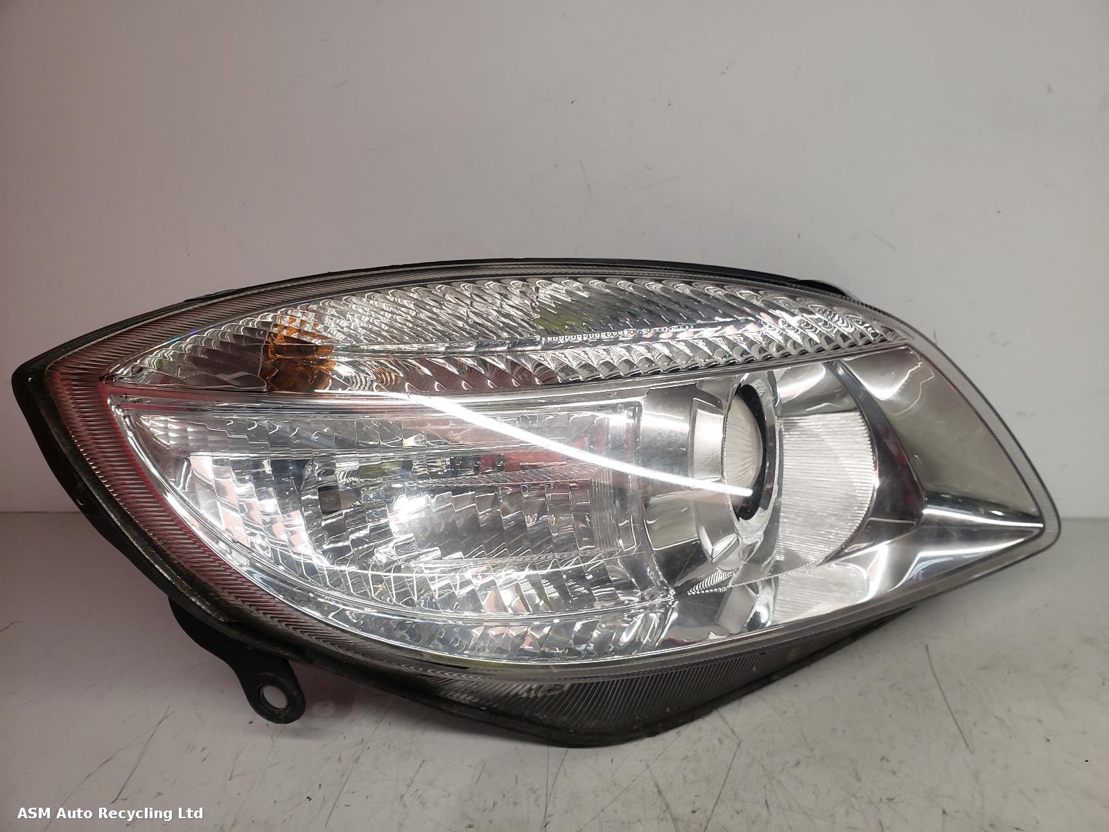 View Auto part R Headlamp Skoda Fabia 2009
