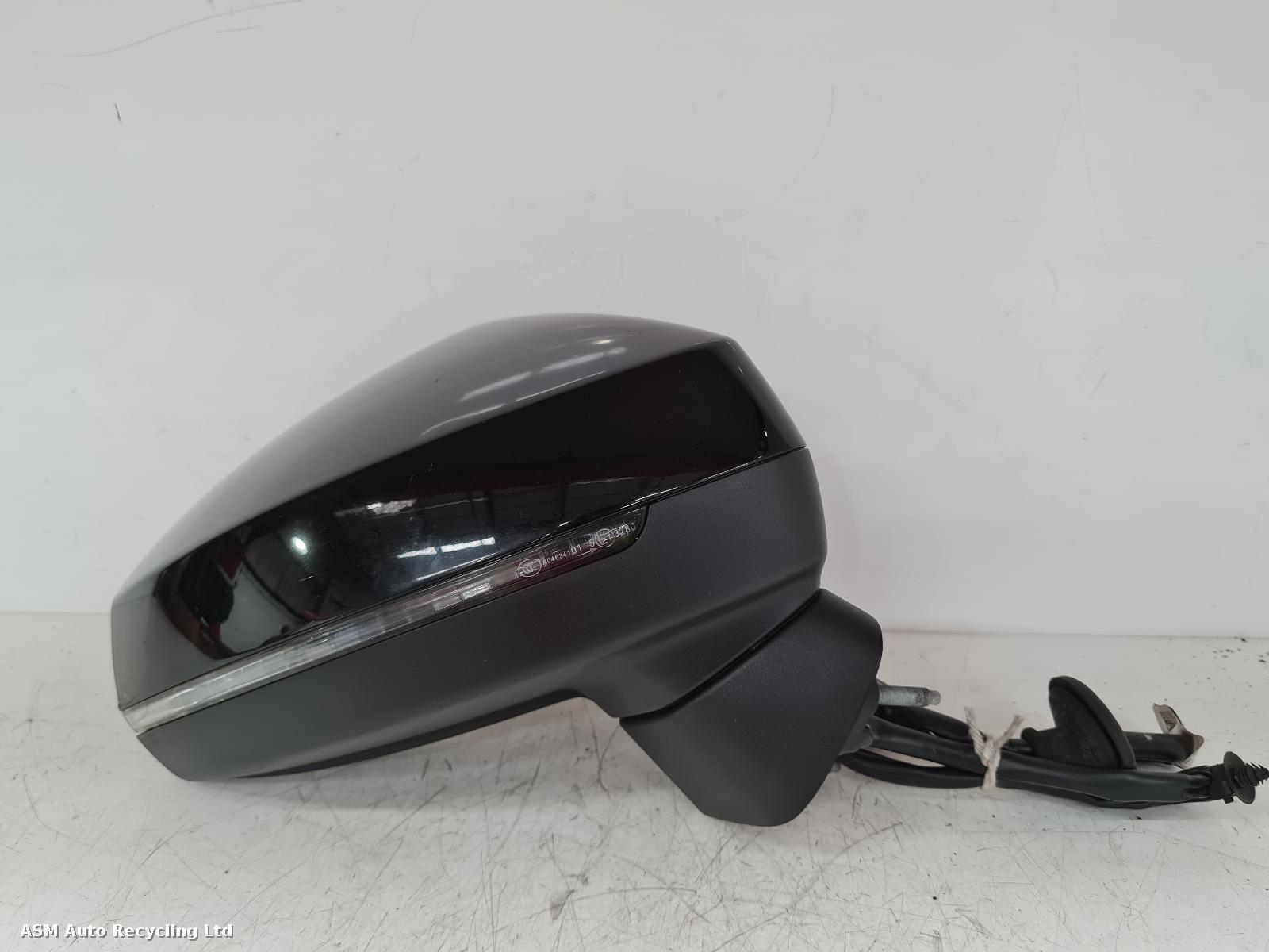 View Auto part R Door Mirror Audi A3 2017
