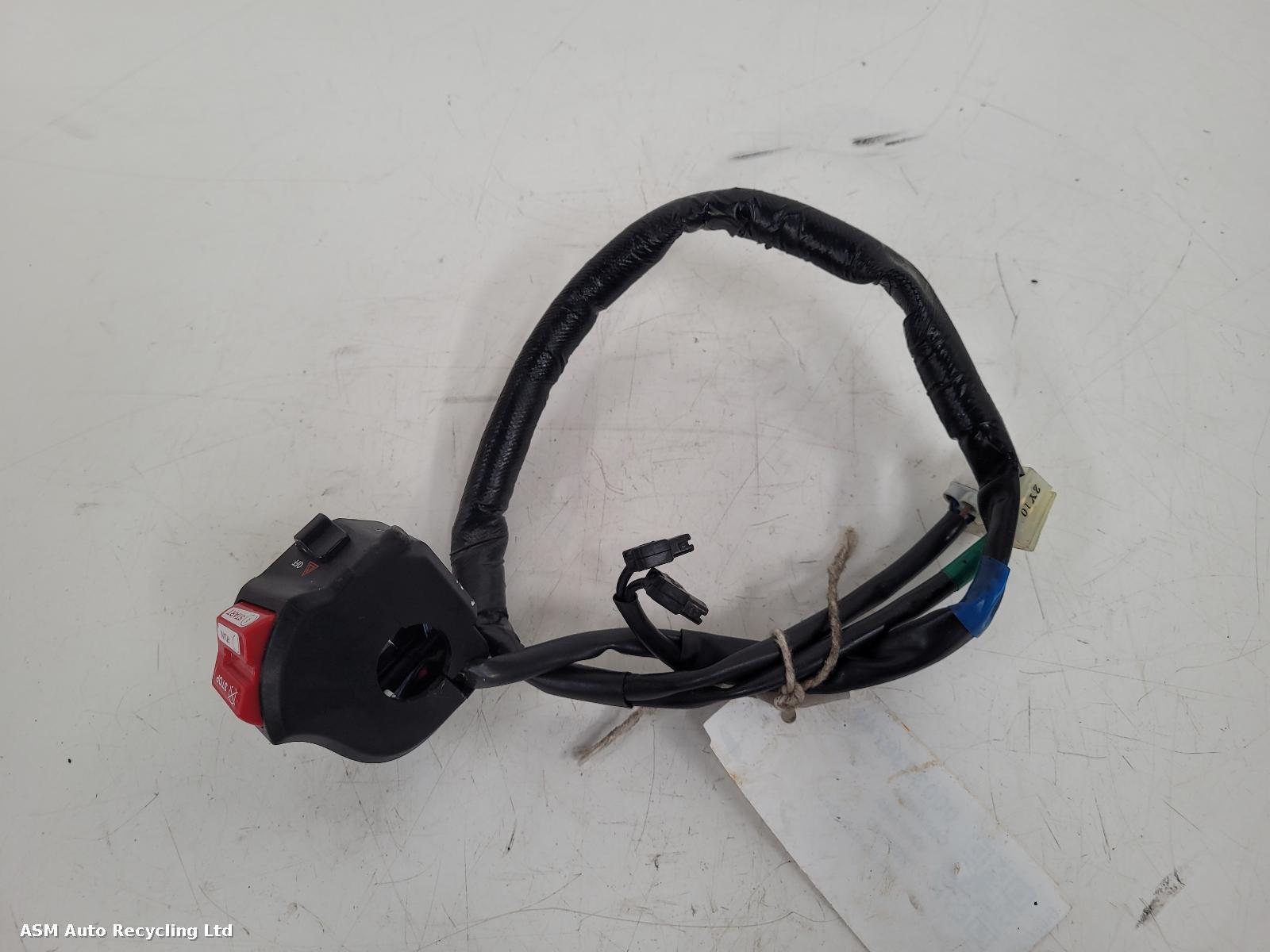 View Auto part RH Switch Gear Yamaha Xsr700 2024