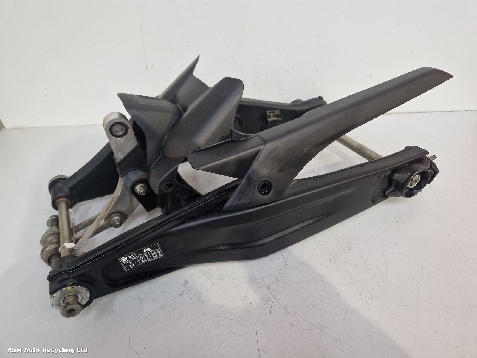 View Auto part Swing Arm Yamaha Xsr700 2024