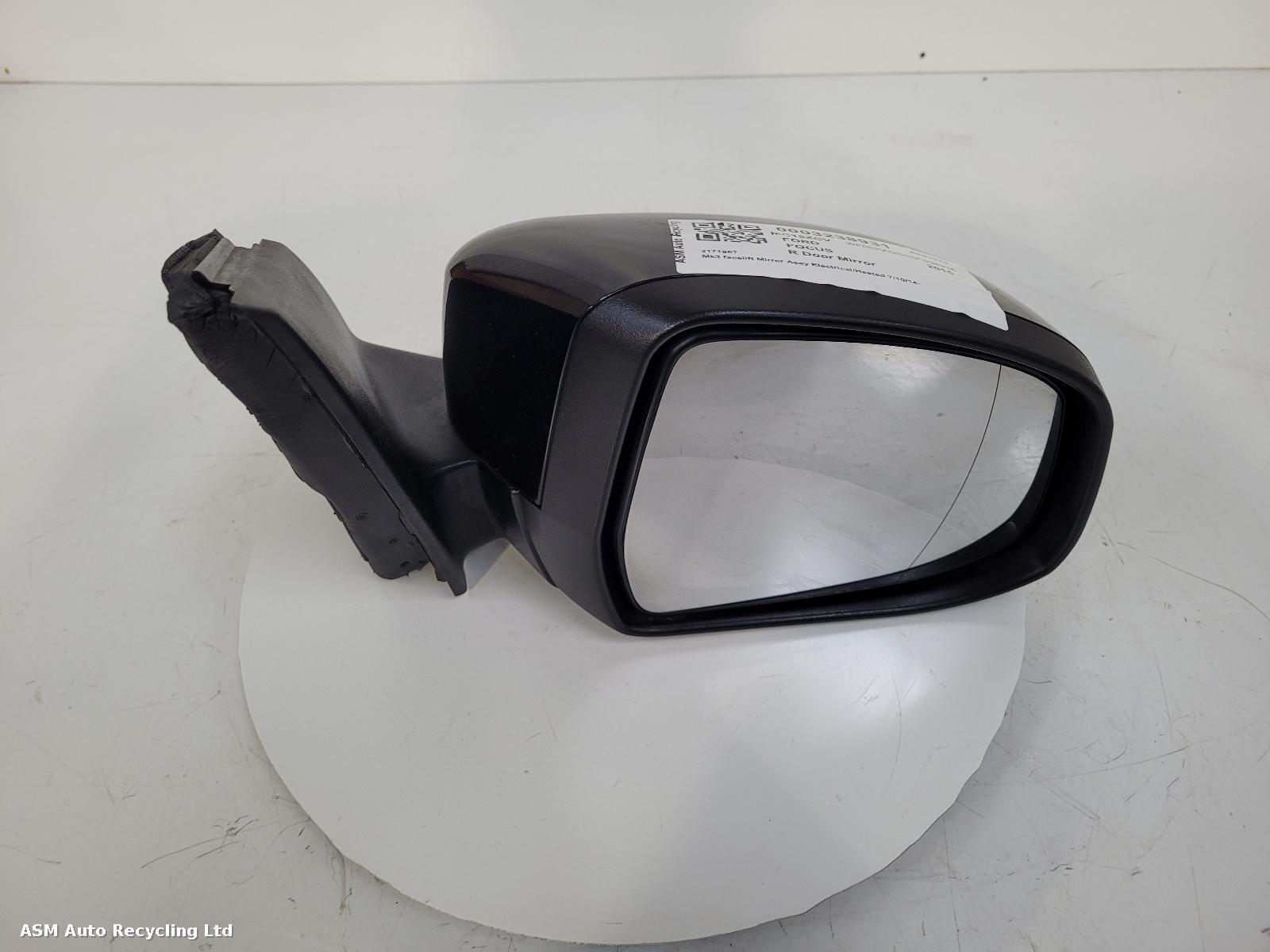 View Auto part R Door Mirror Ford Focus 2015