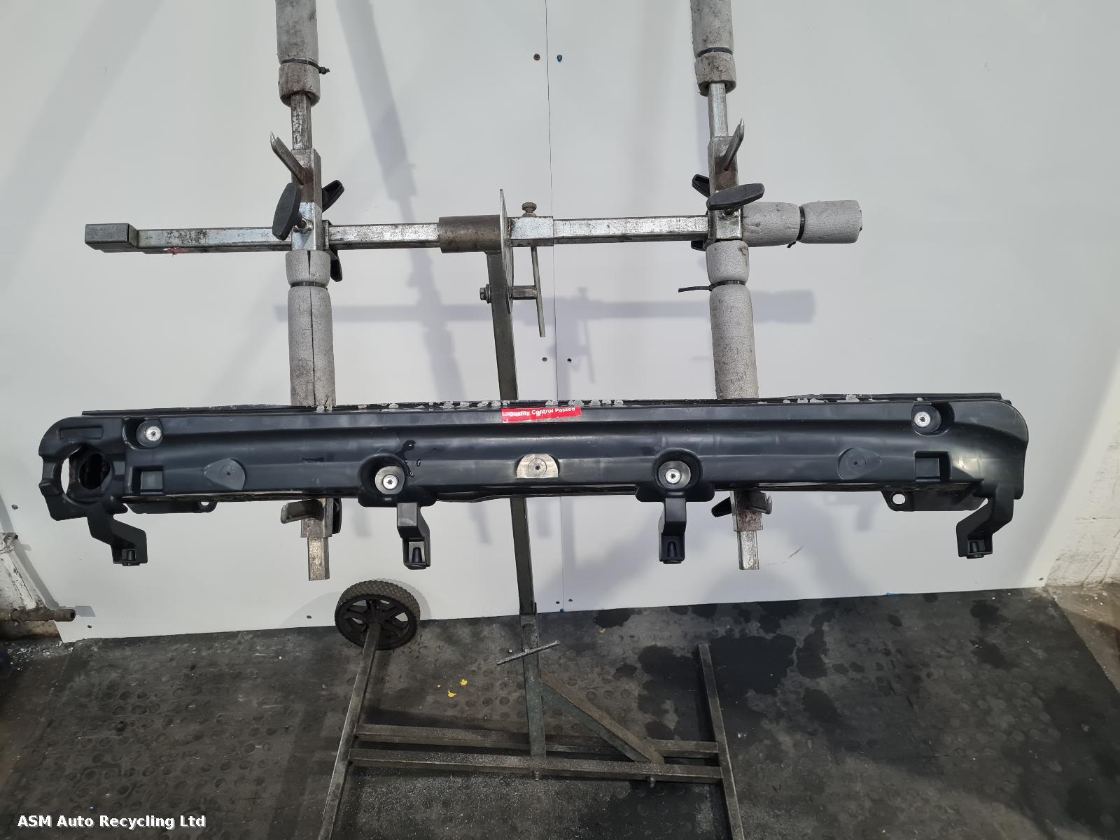 View Auto part Rear Bumper Reinforcement Renault Captur 2014