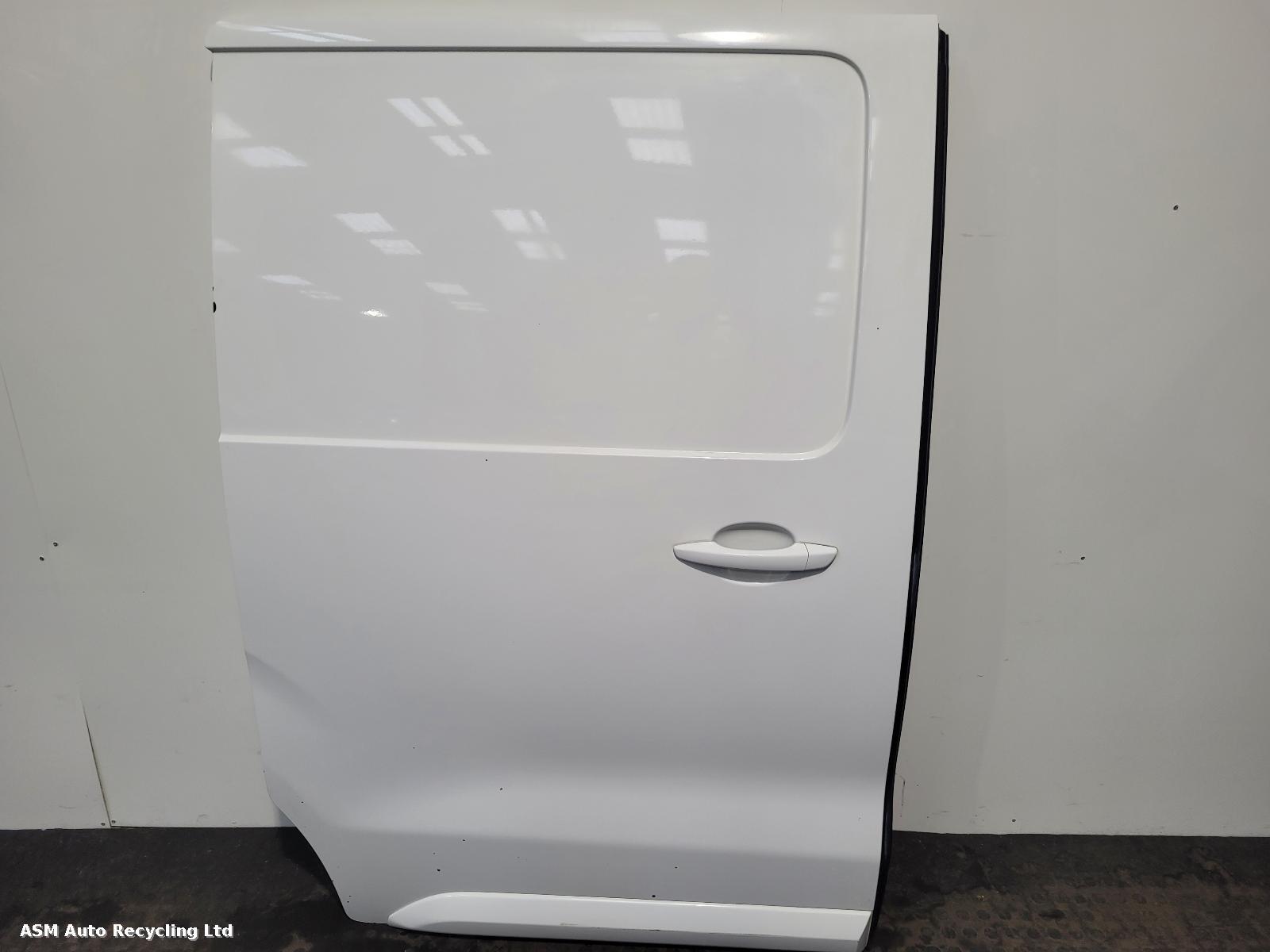 View Auto part Side Load Door Citroen Dispatch 2017