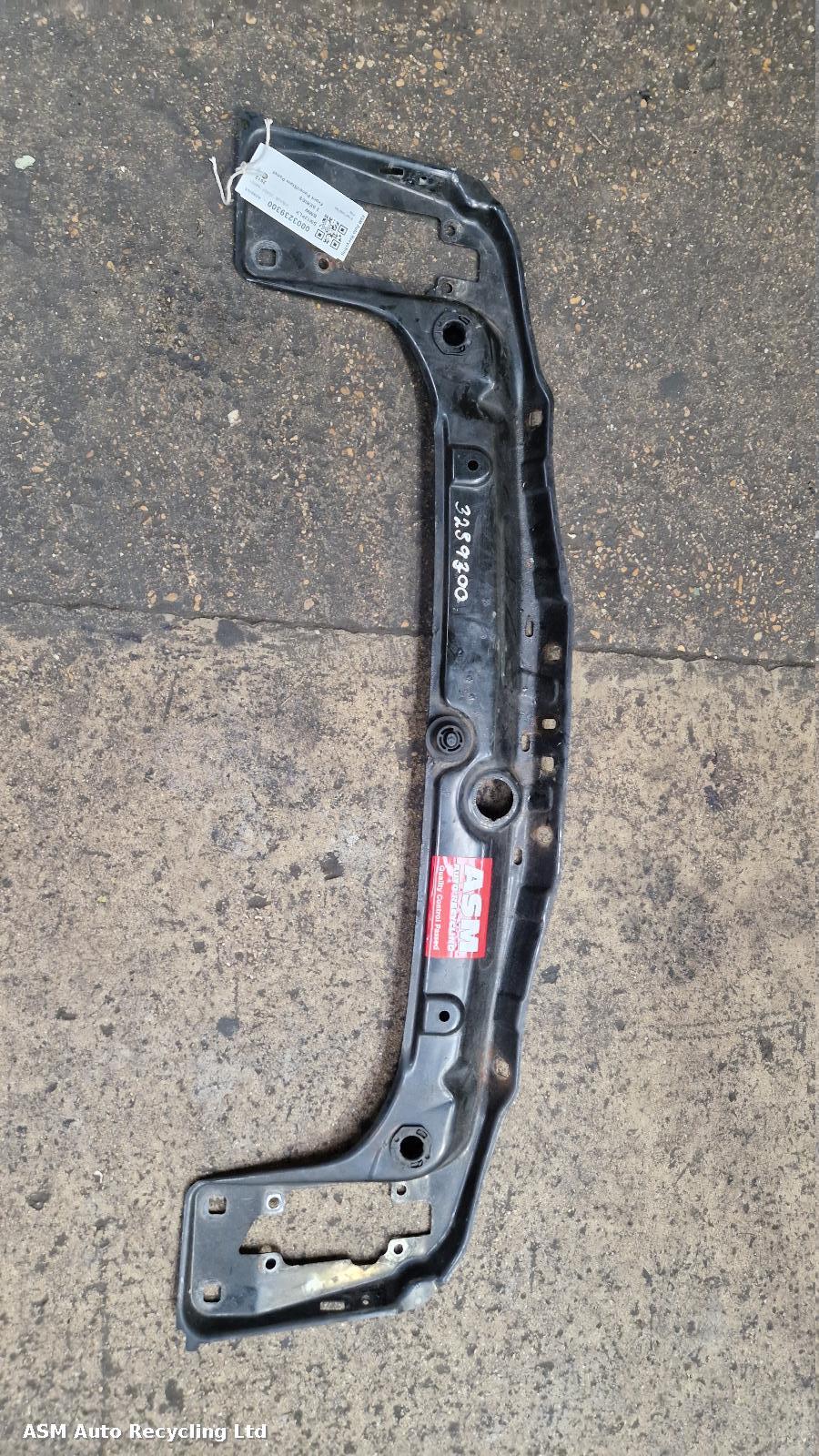 View Auto part Front Panel Bmw 3 Series 2012