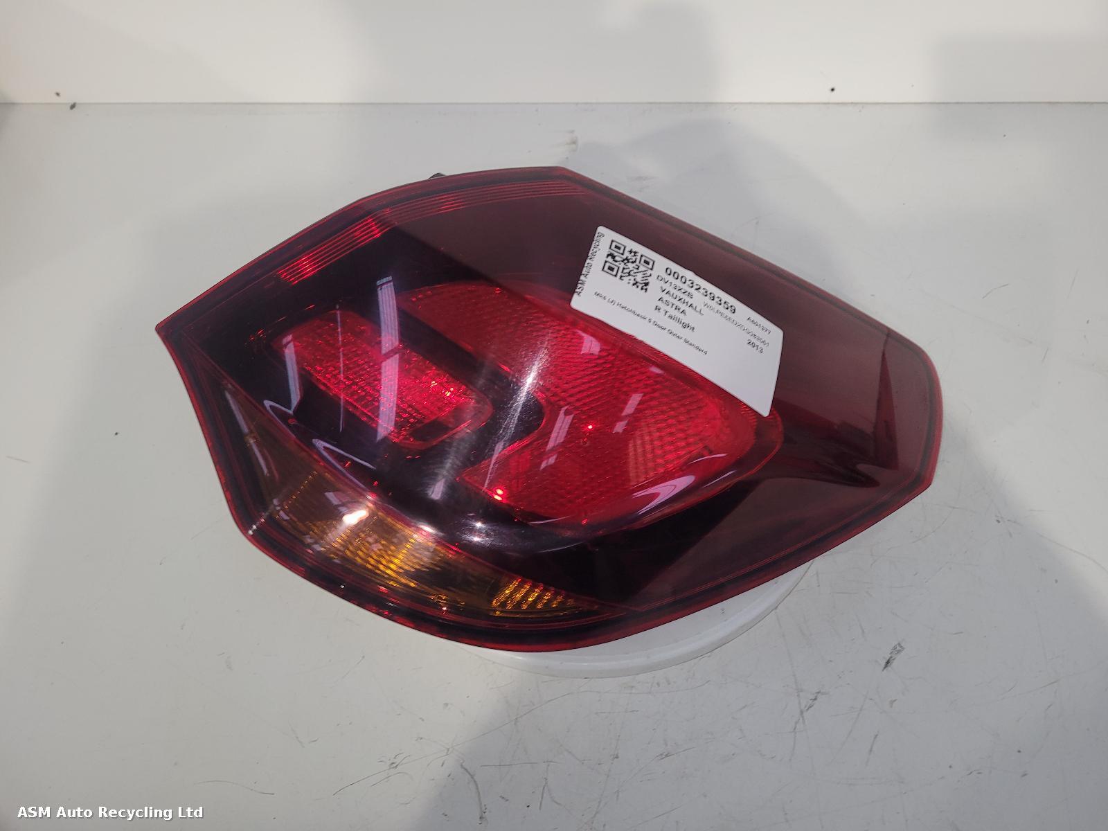 View Auto part R Taillight Vauxhall Astra 2013