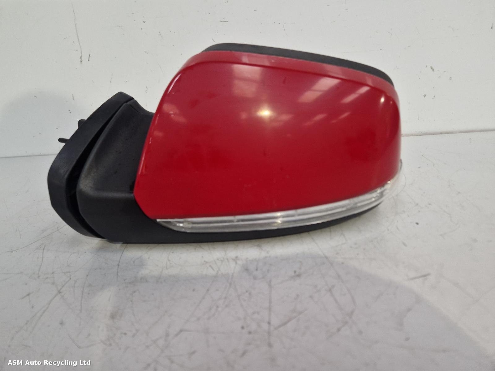 View Auto part L Door Mirror Mercedes B Class 2011