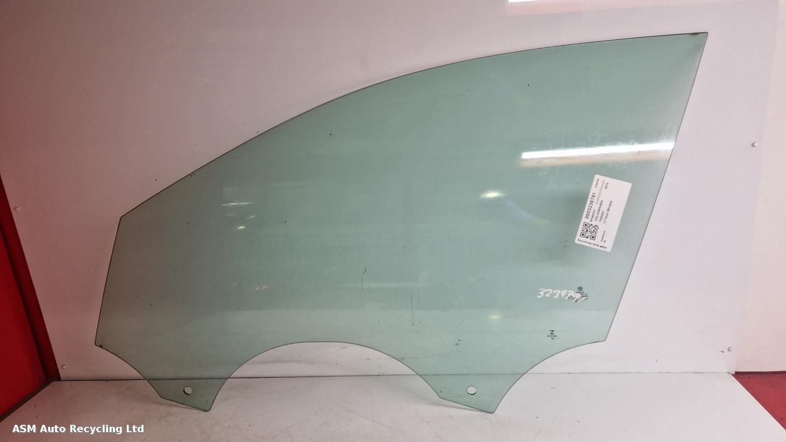 View Auto part LF Door Window Volkswagen Passat 2016