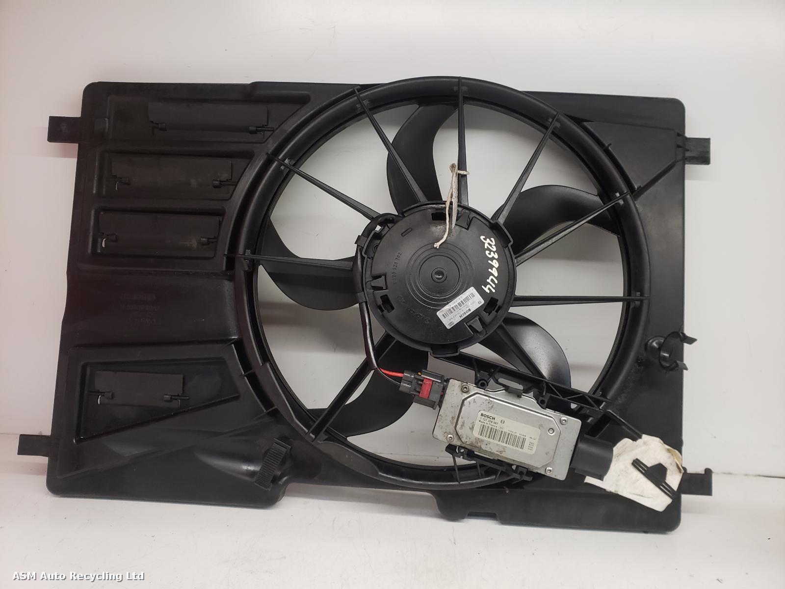 View Auto part Engine Cooling Motor Ford Focus 2013