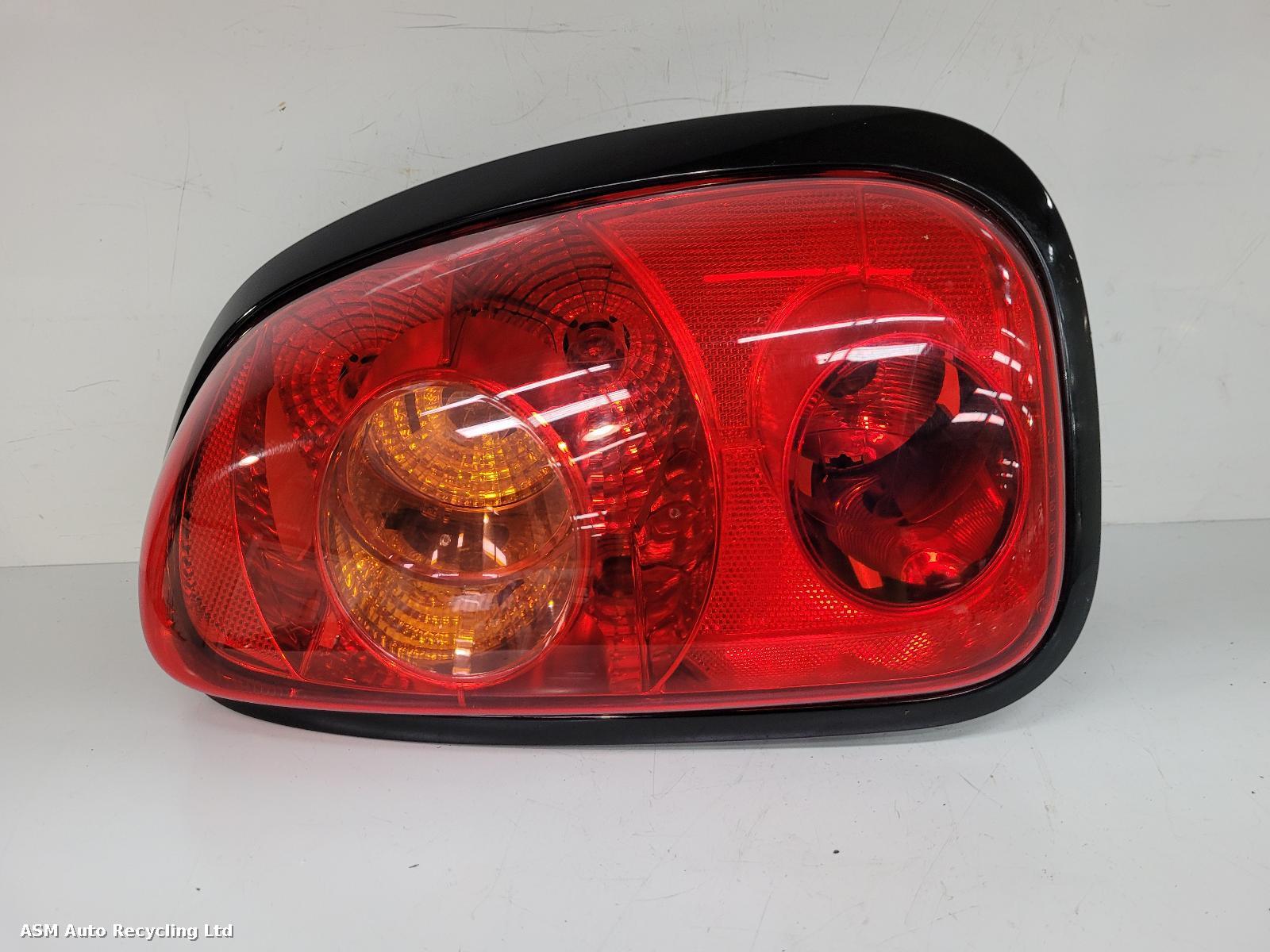 View Auto part R Taillight Mini (bmw) Countryman 2014