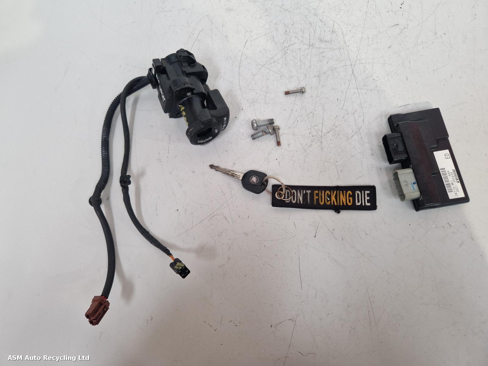 View Auto part Comp.Lock Set + Keys Honda Cbr 1000 Rr-8 2008