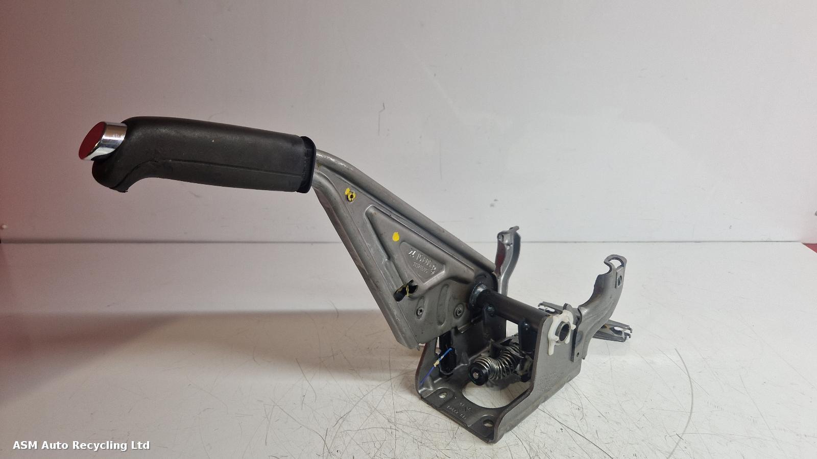 View Auto part Handbrake Lever/Button/Assembly Vauxhall Astra 2015