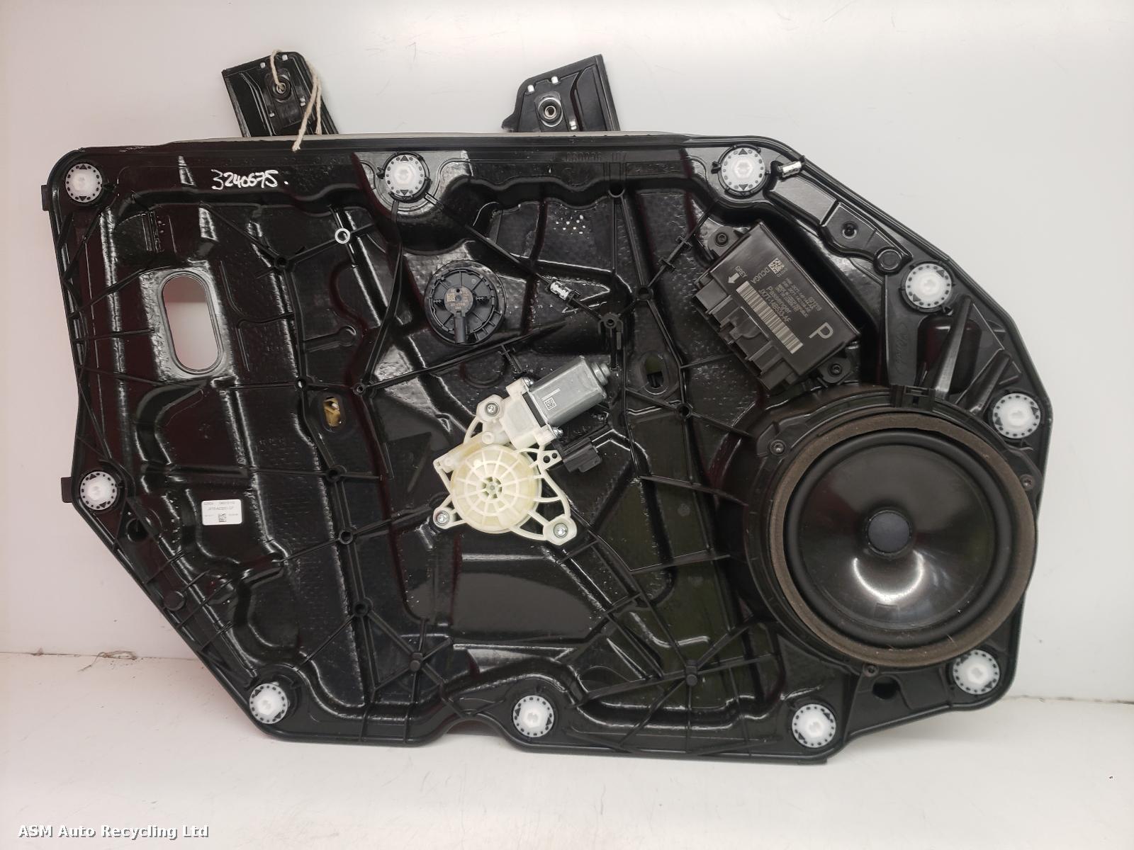 View Auto part LF Window Regulator Ford Focus 2020