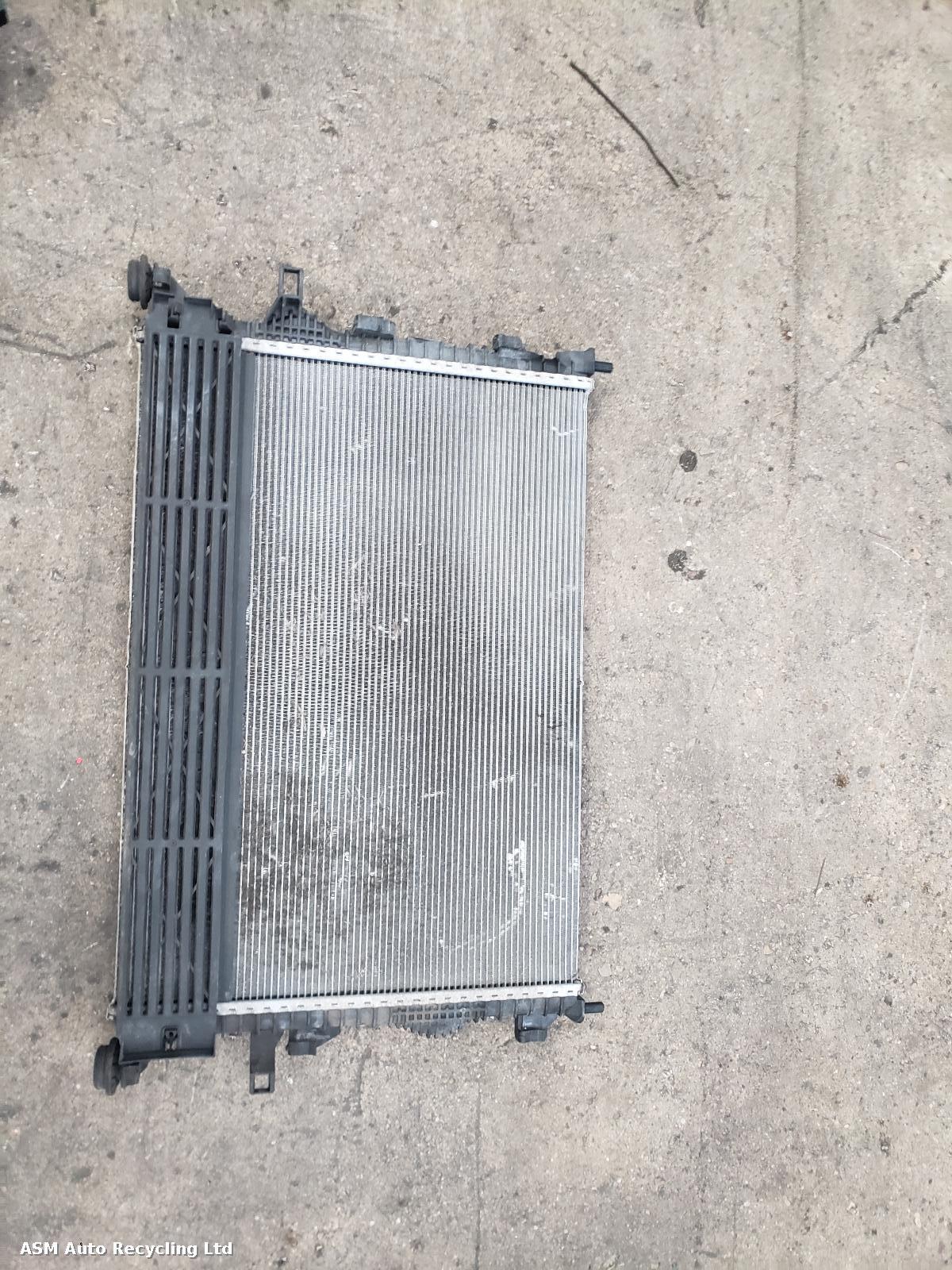 View Auto part Radiator Ford Focus 2020