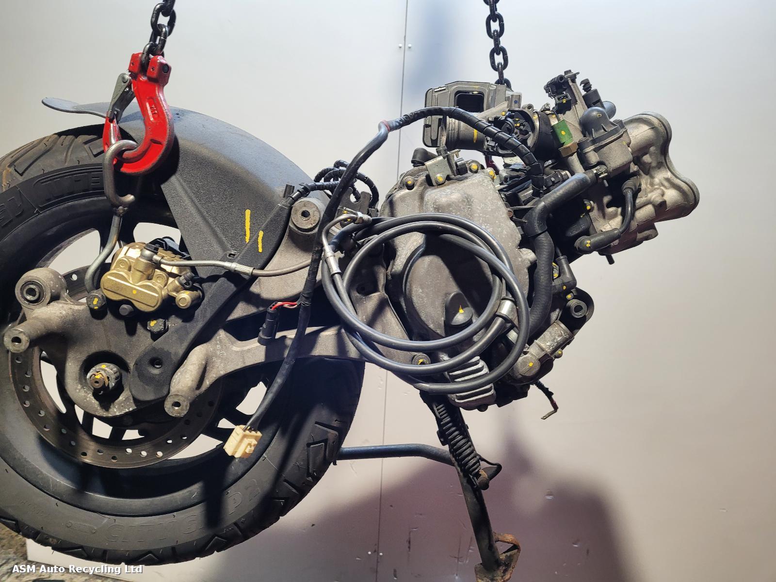 View Auto part Engine Piaggio Beverly St 350 2019