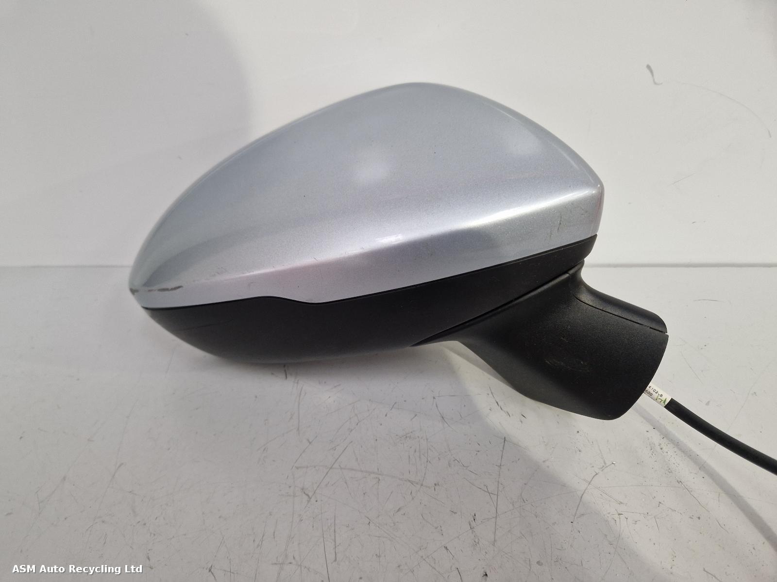 View Auto part R Door Mirror Vauxhall Astra 2016